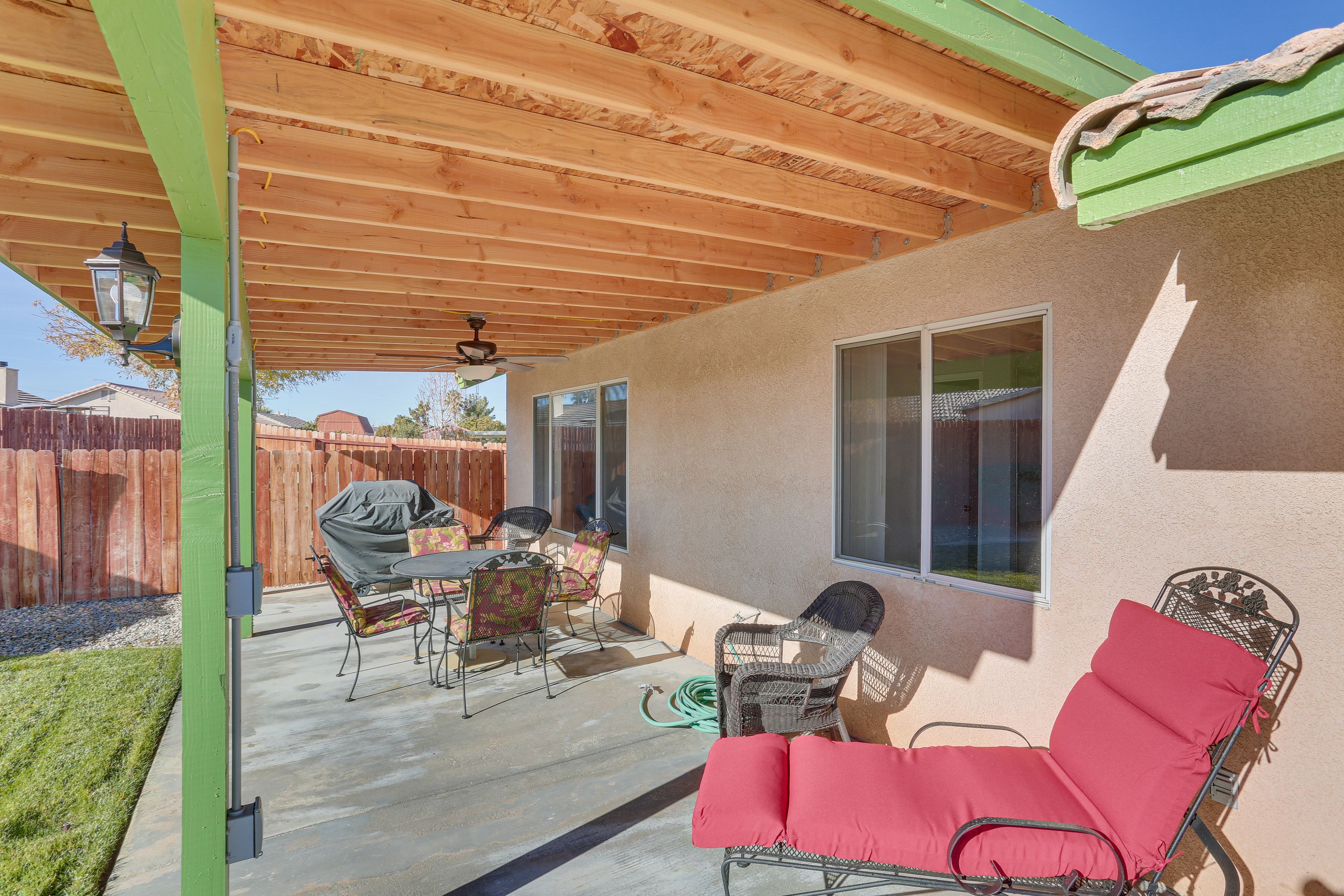 Covered Patio | Outdoor Dining | Gas Grill