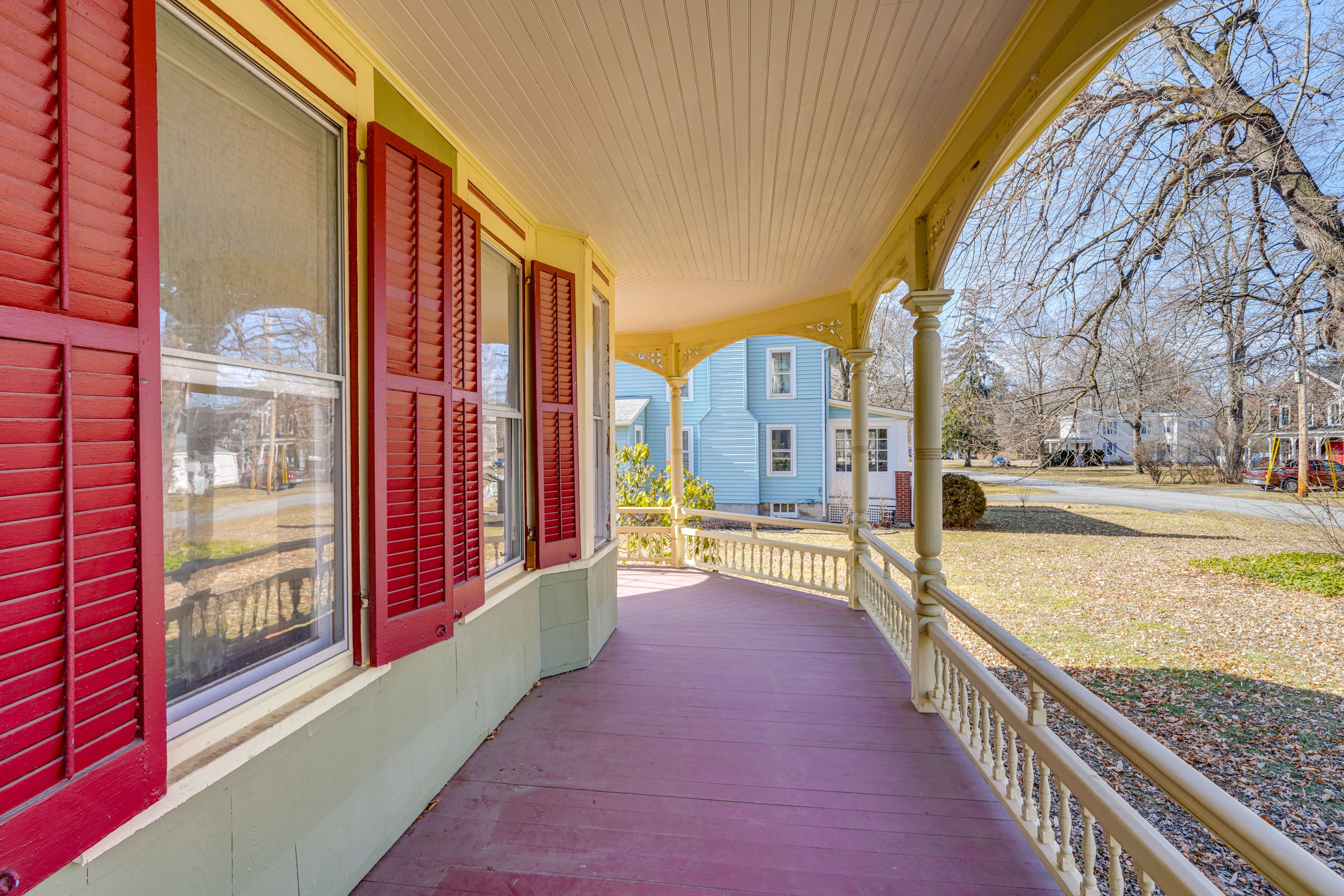 Wraparound Porch | Private Yard