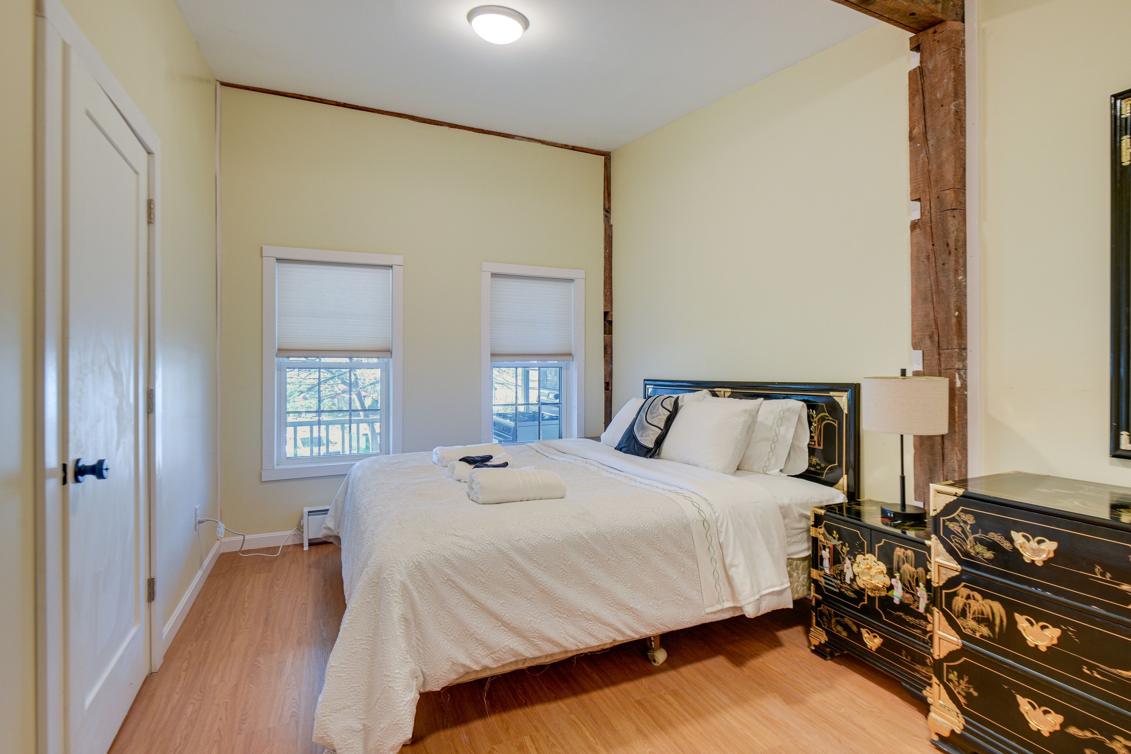 Bedroom 1 | California King Bed