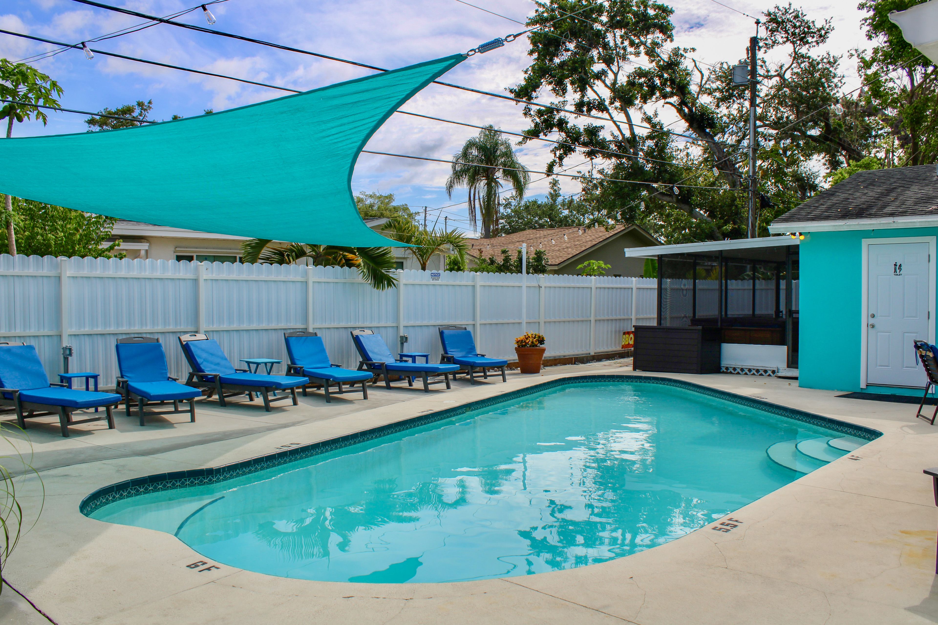 Largo Vacation Rental | 4BR | 2BA | 1 Step Required | 1,900 Sq Ft