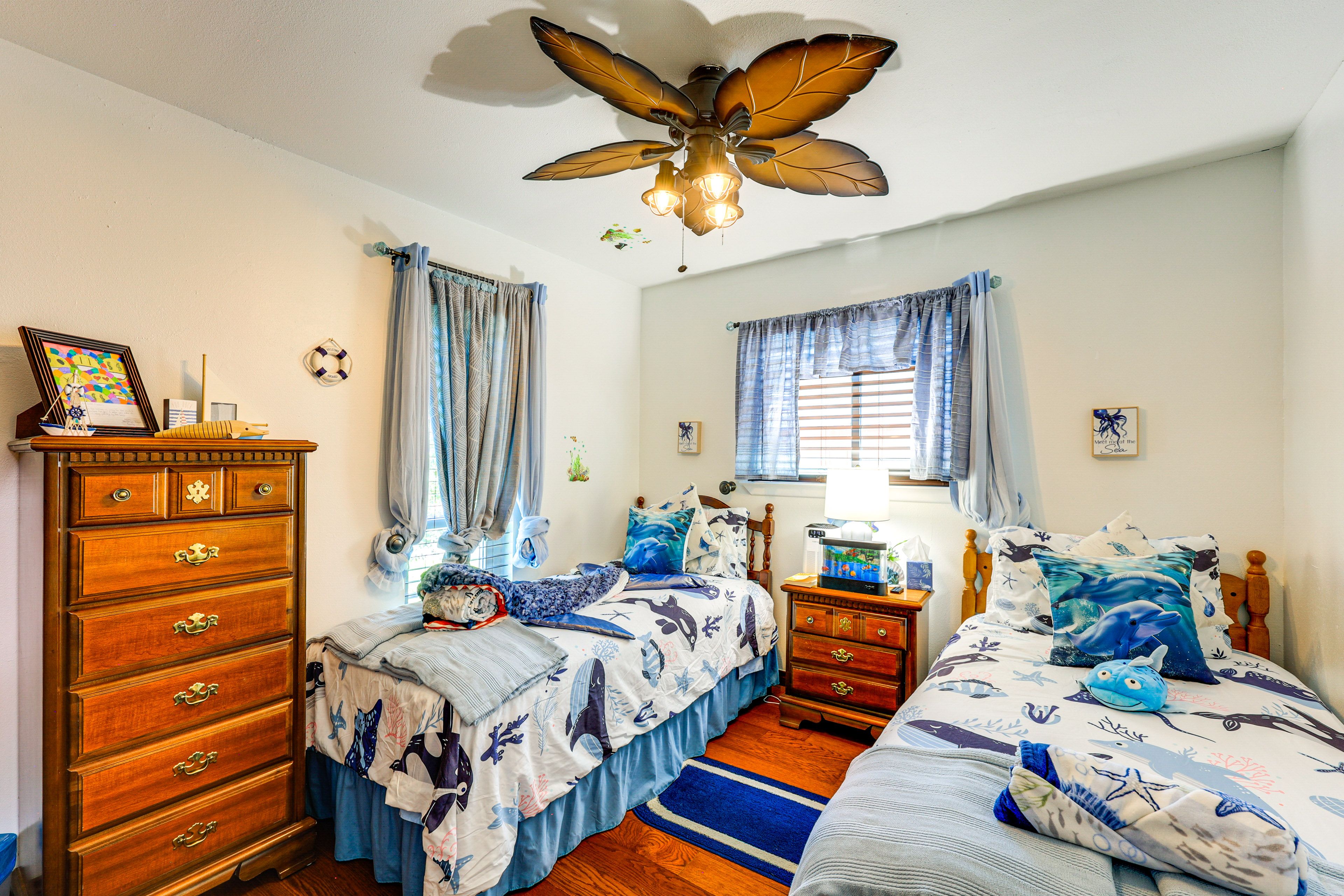 Bedroom 4 | 2 Twin Beds | Baby Supplies