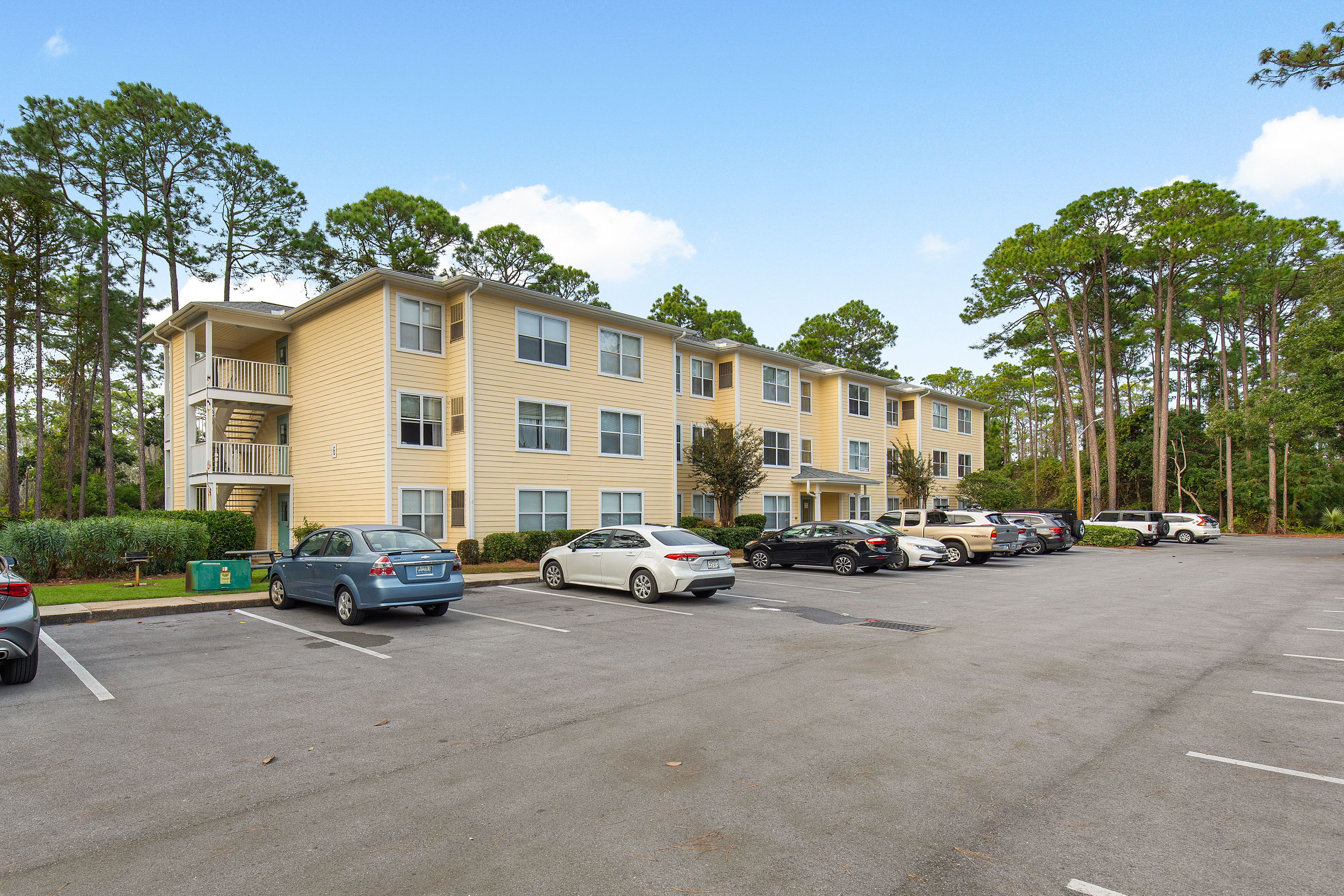 Parking | Community Lot (2 Vehicles, First-Come, First-Served)