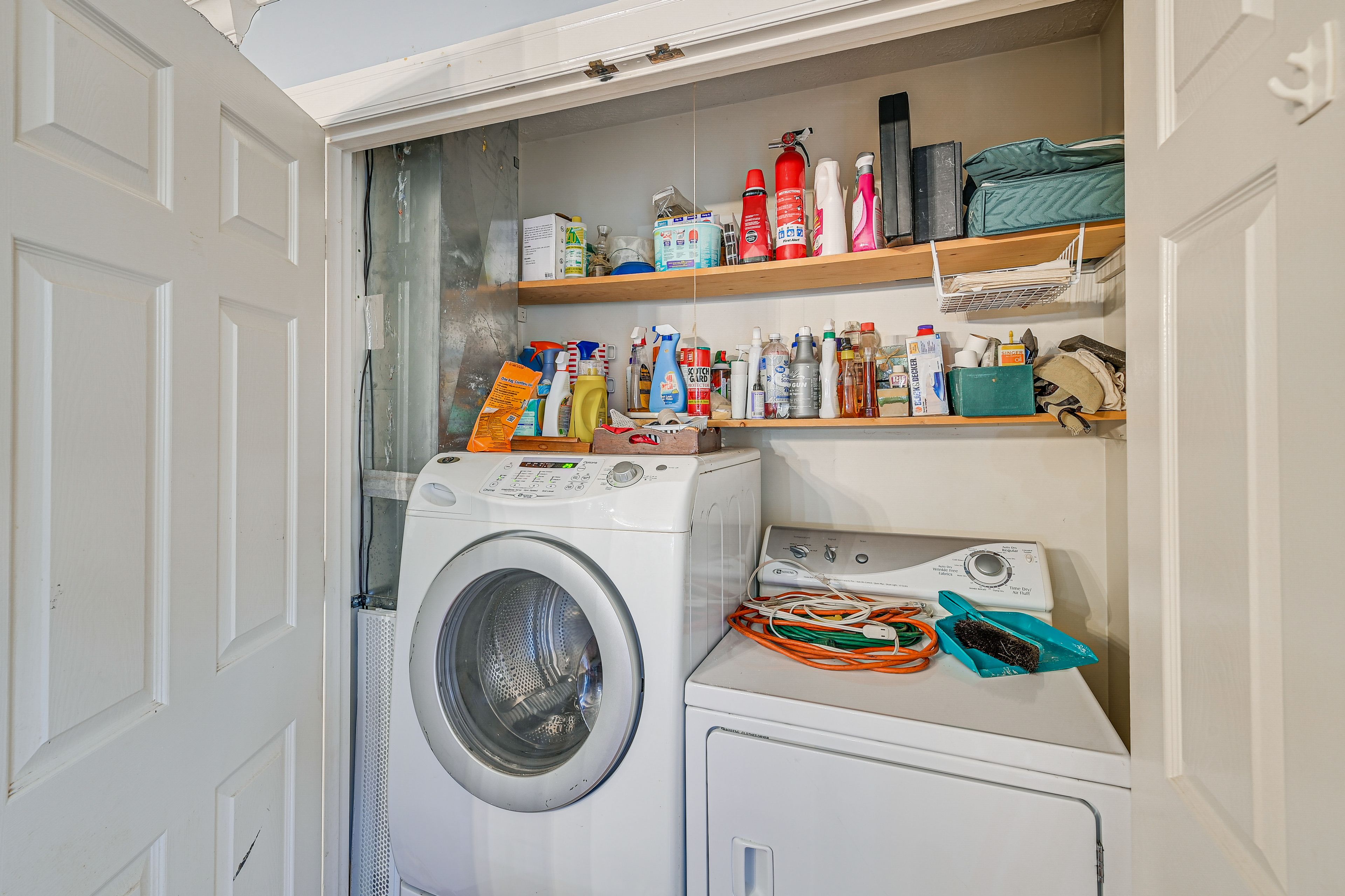 Laundry Area | Washer/Dryer | Iron/Board