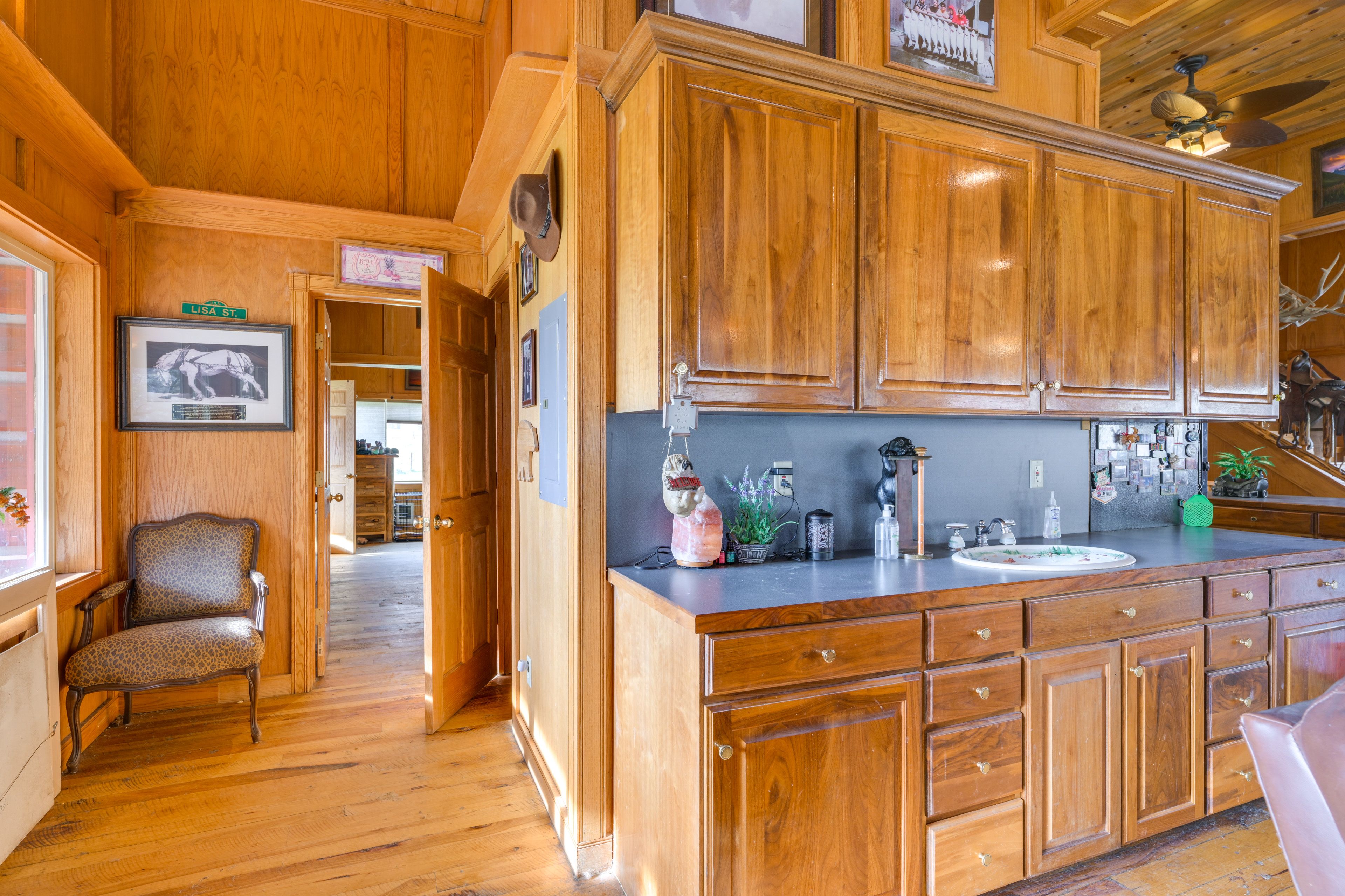 Wet Bar