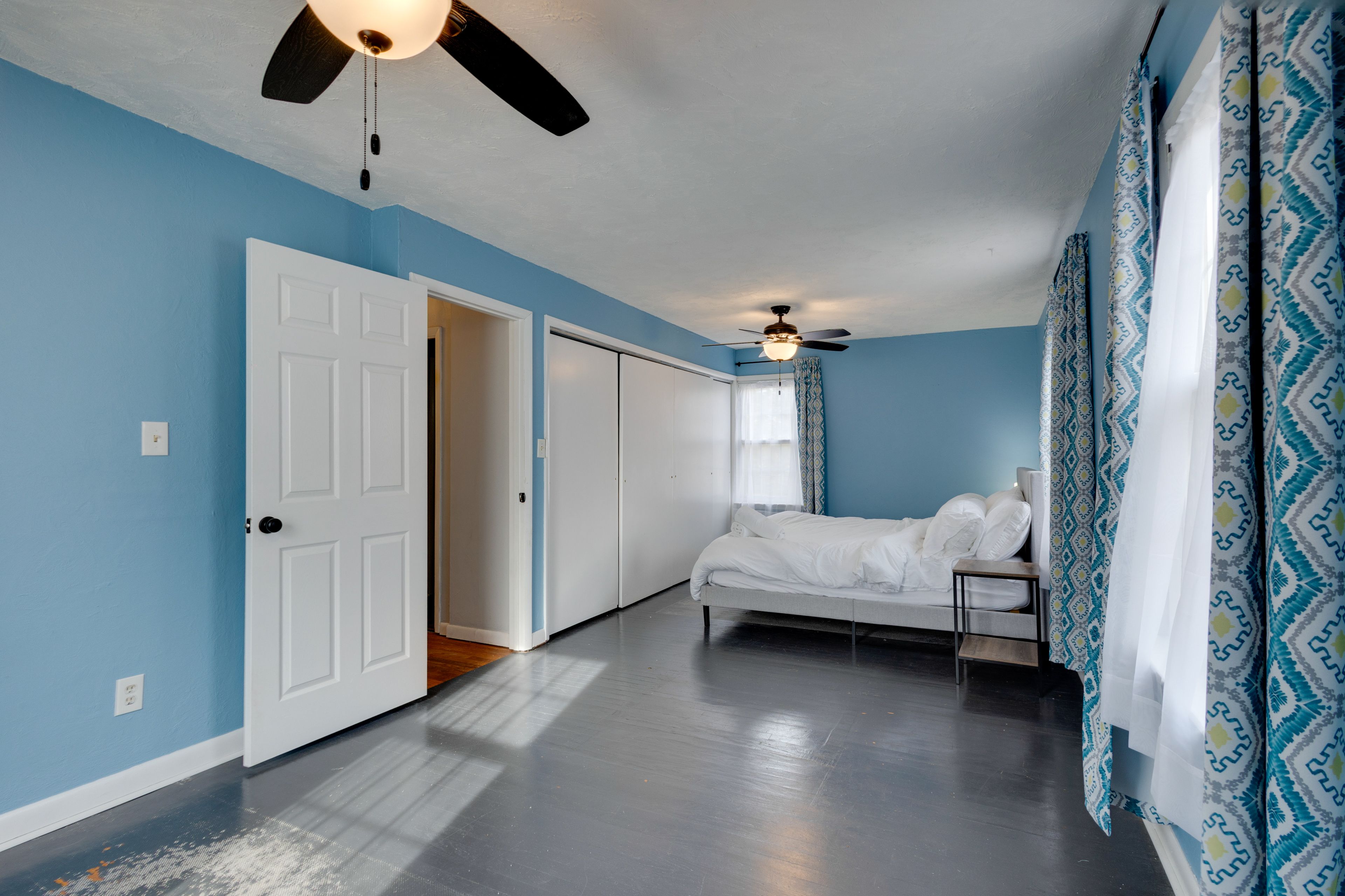 Bedroom 1 | King Bed | Linens Provided | Main Floor