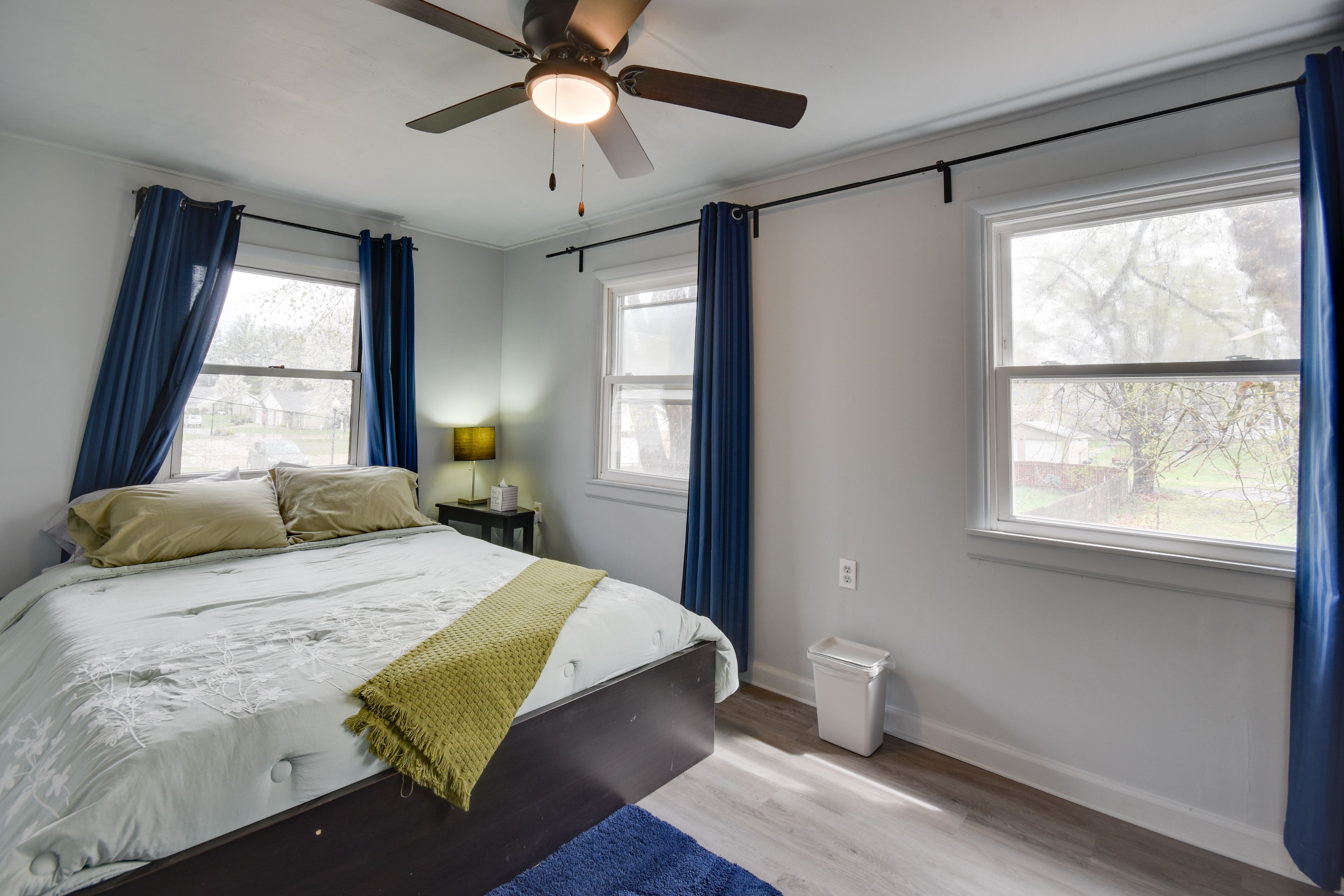 Bedroom 1 | Main Level | Queen Bed | Linens Provided