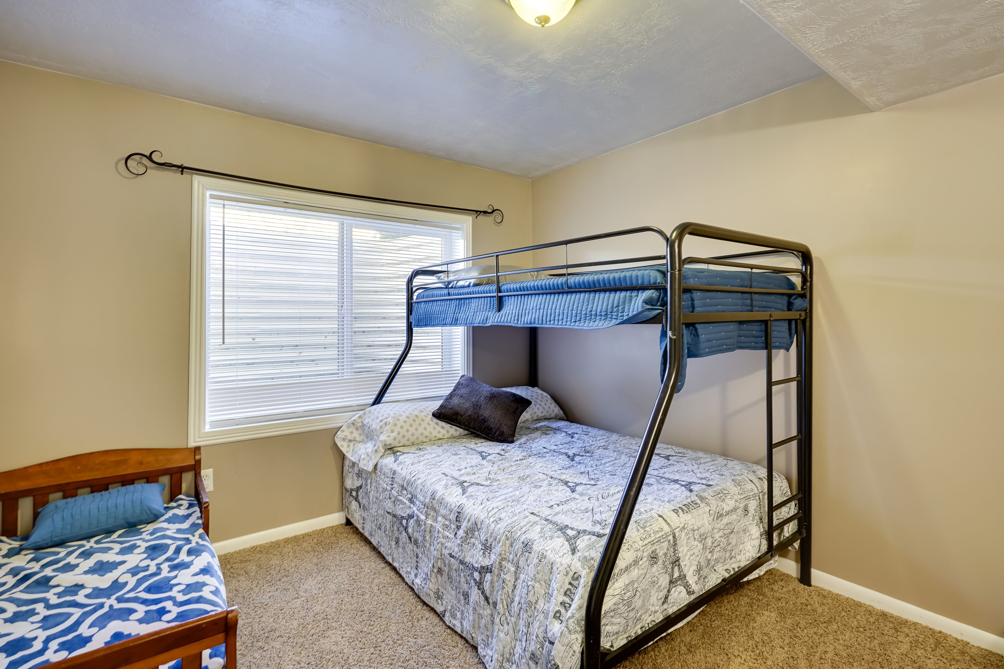 Bedroom 4 | Twin/Full Bunk Bed | Basement