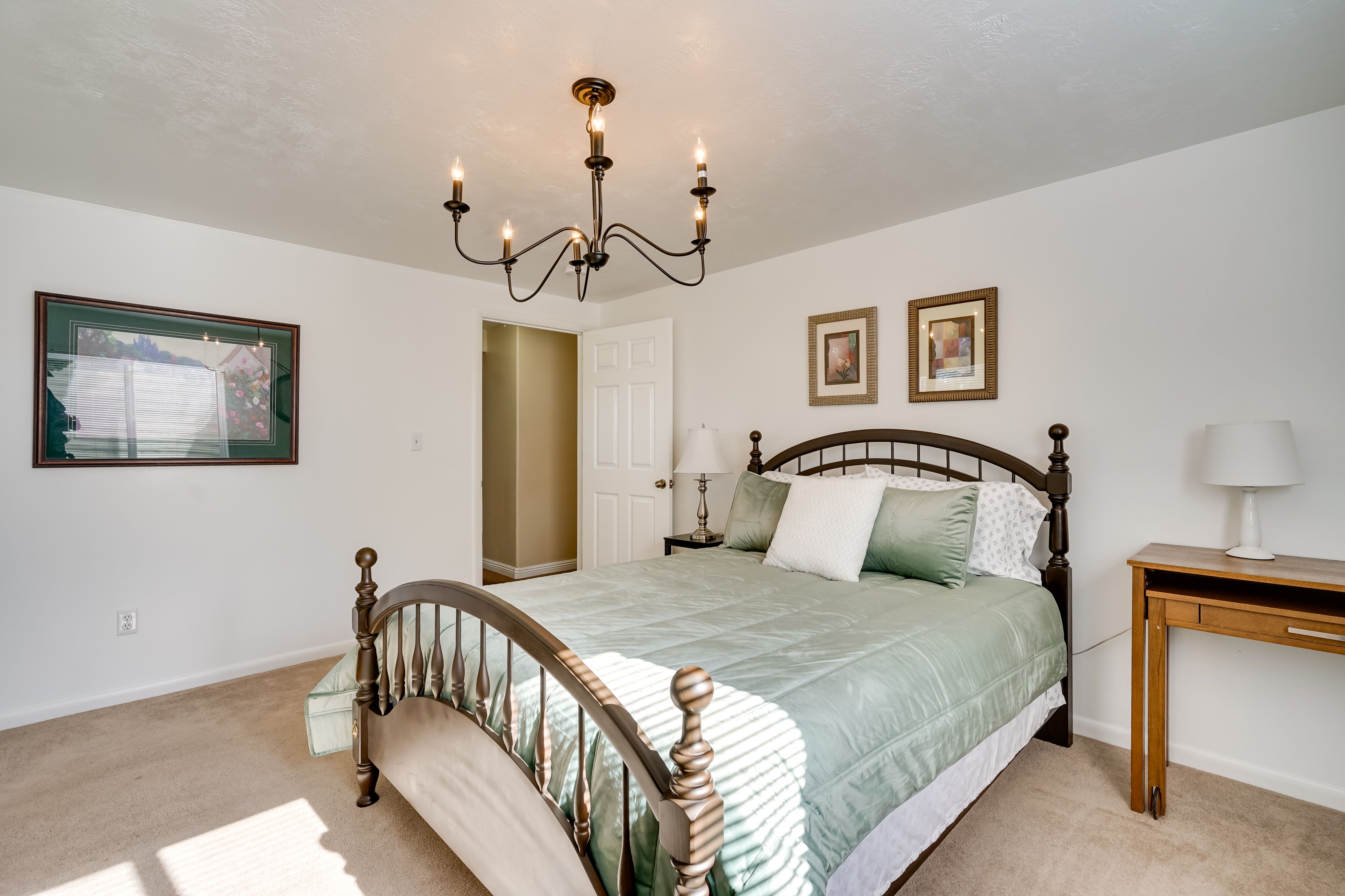 Bedroom 2 | Queen Bed | Basement