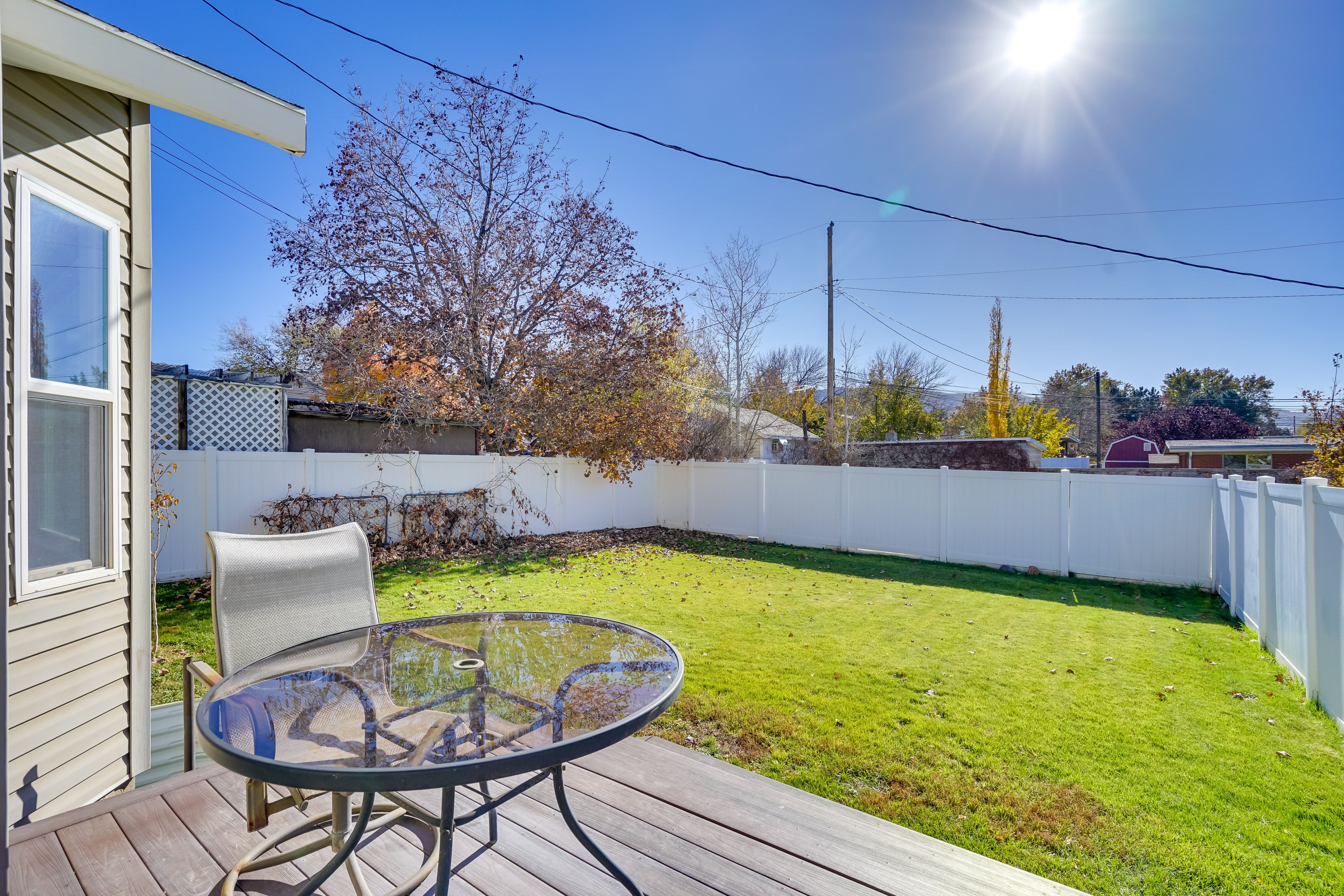 Fenced-In Backyard | Outdoor Dining Area