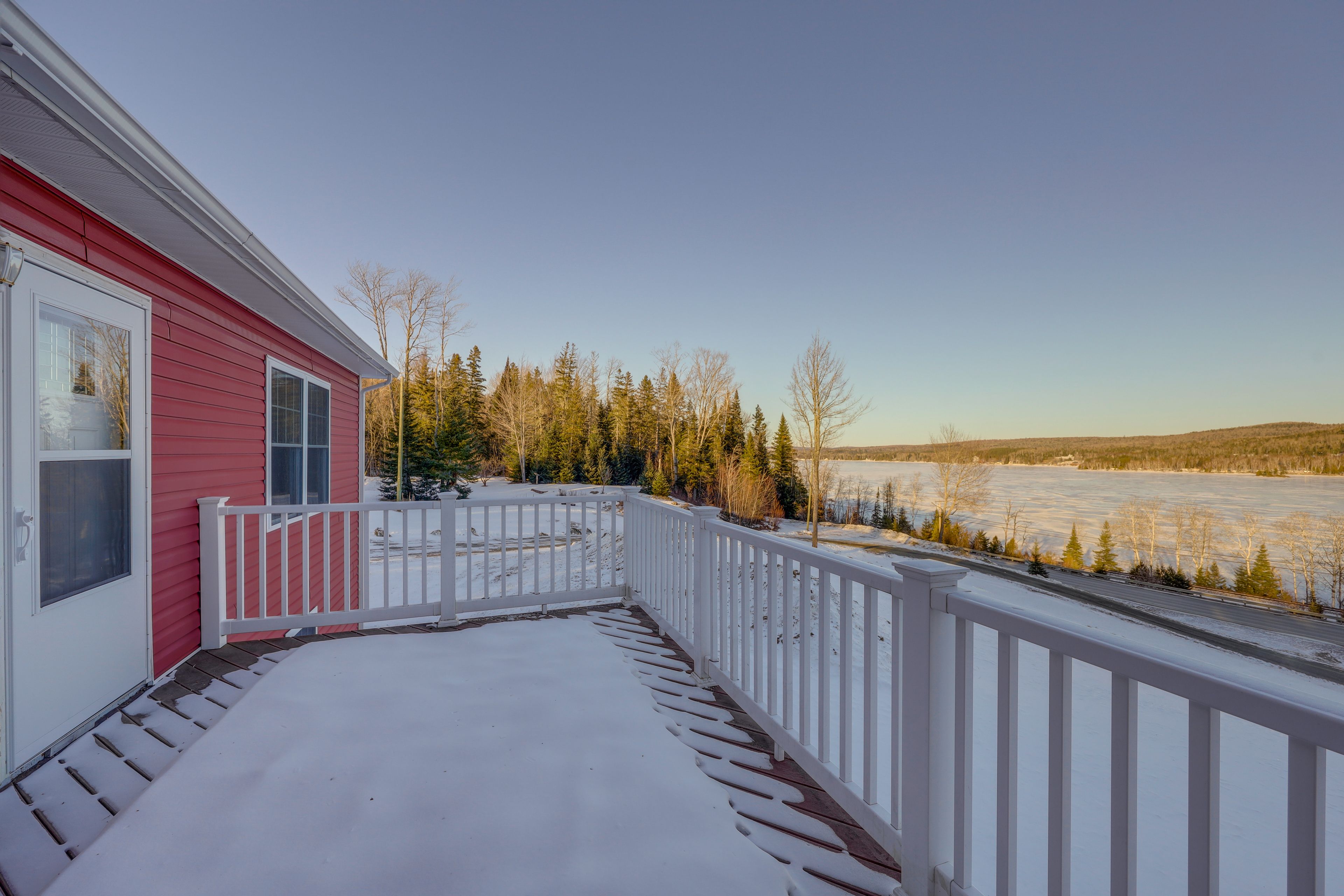 Private Deck