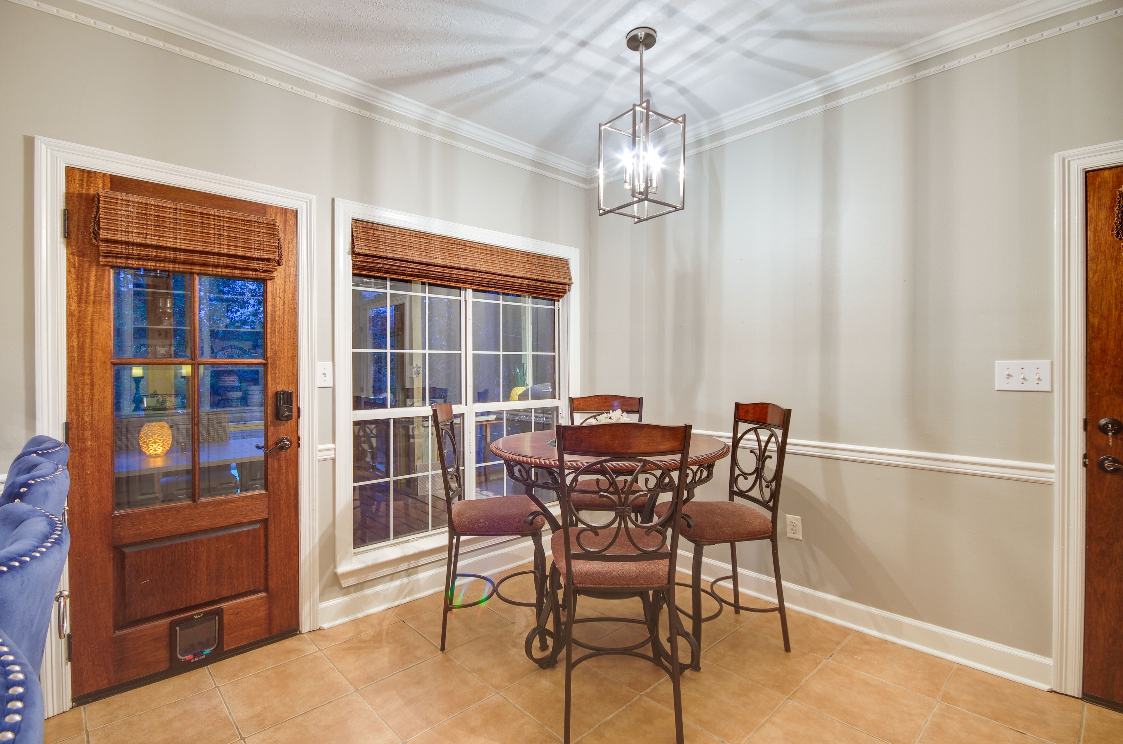 Breakfast Nook