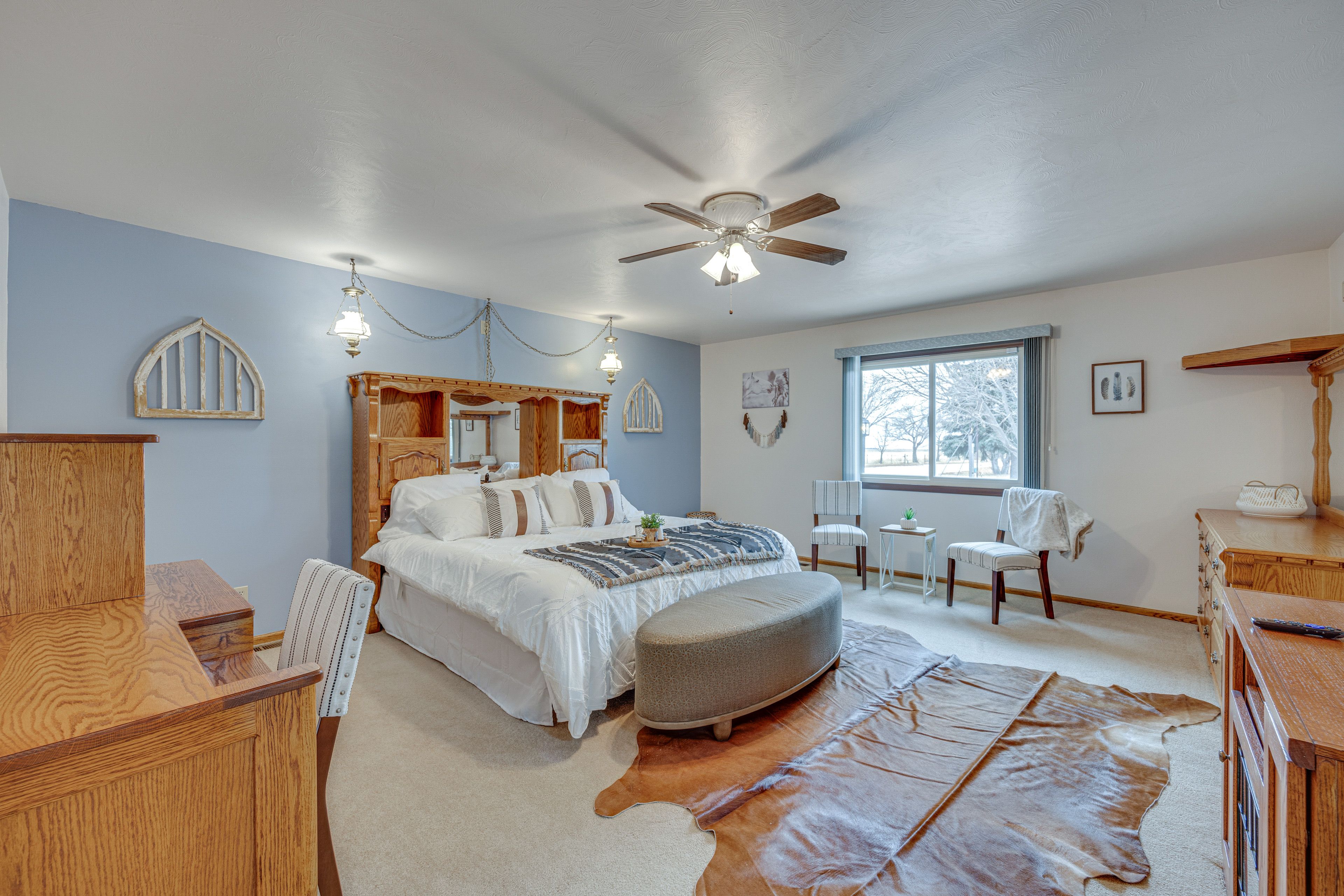 Bedroom Suite 2 | King Bed