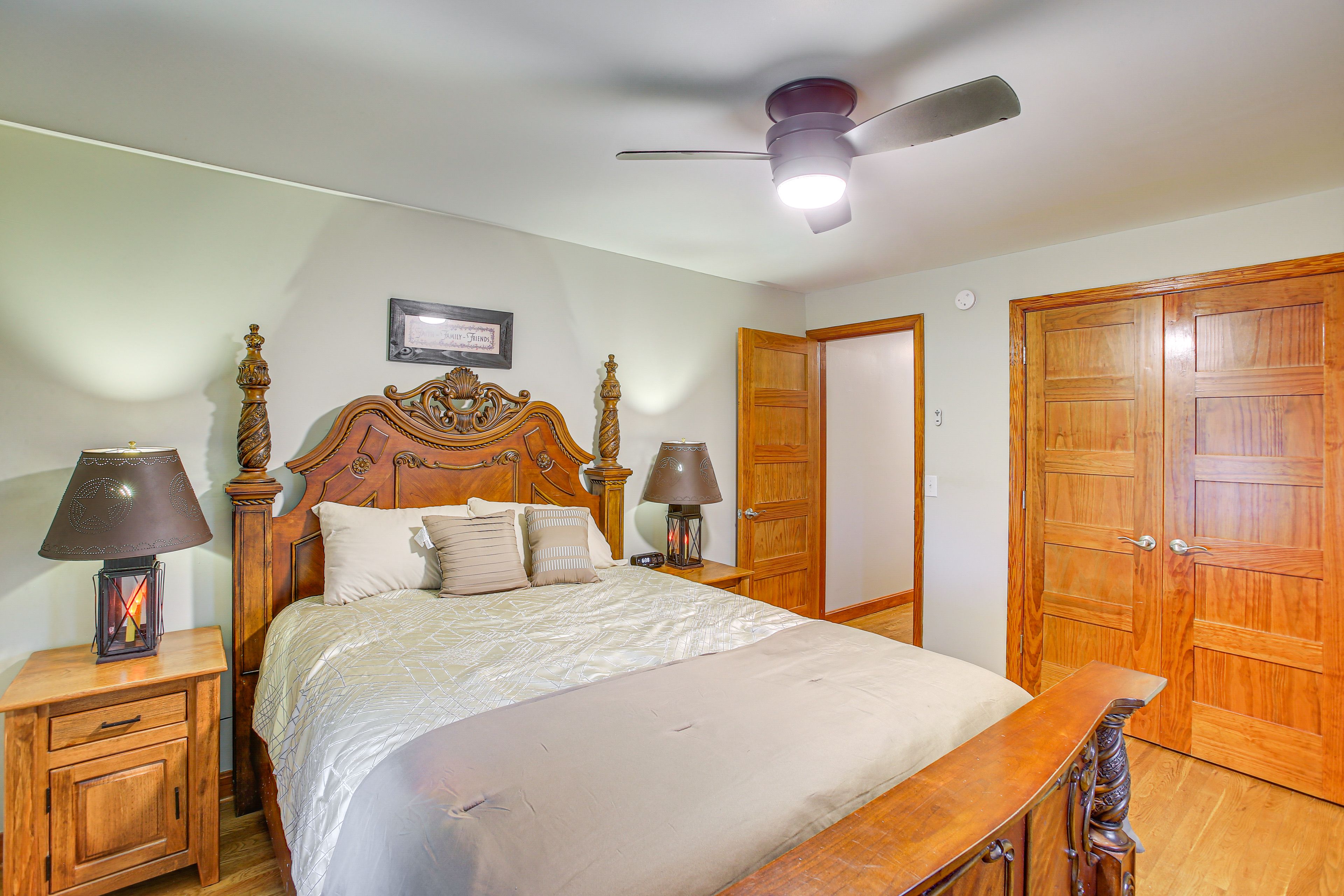 Bedroom 1 | Queen Bed | Linens Provided