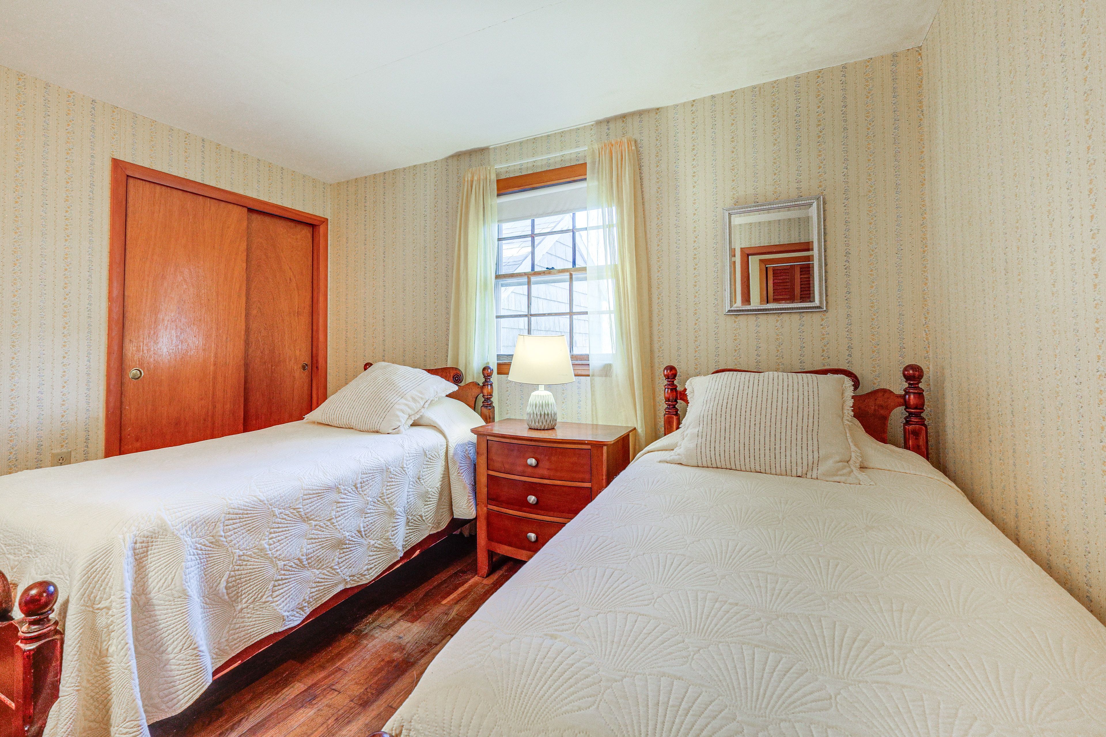 Bedroom 3 | 2 Twin Beds