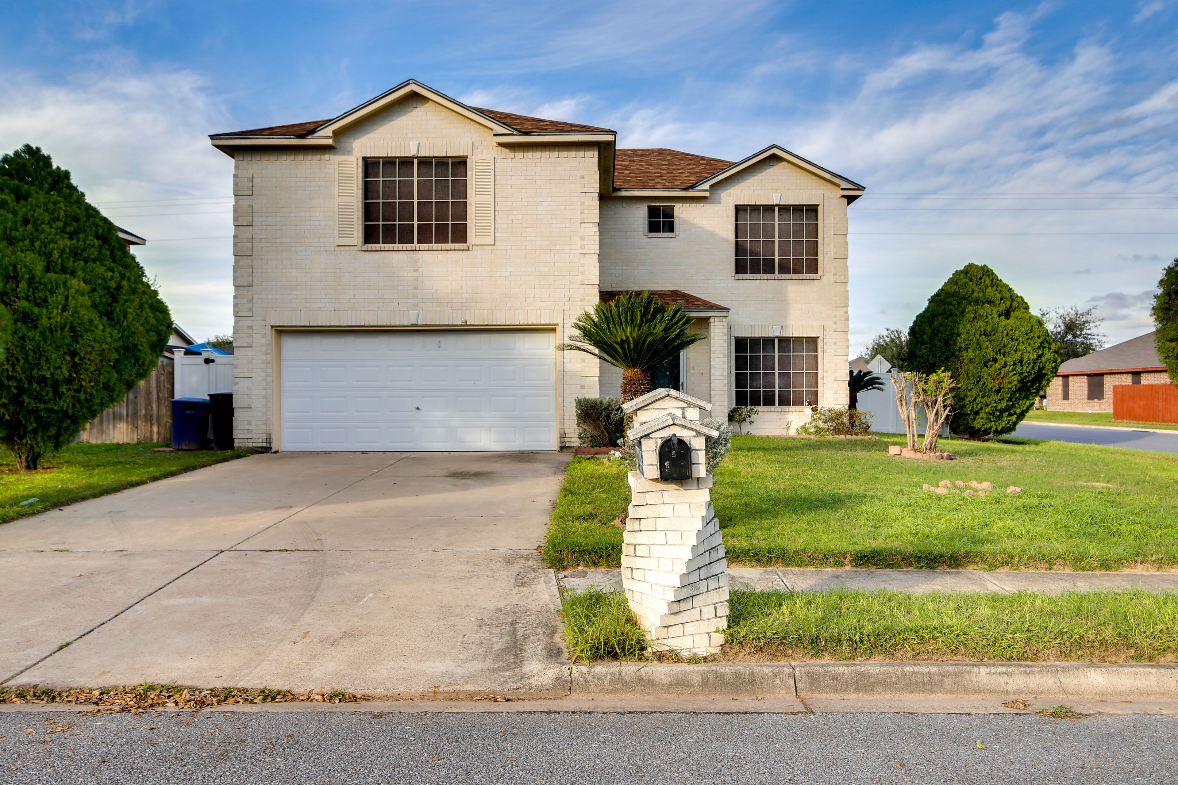 Driveway (3 Vehicles) | Street Parking (First-Come, First-Served)