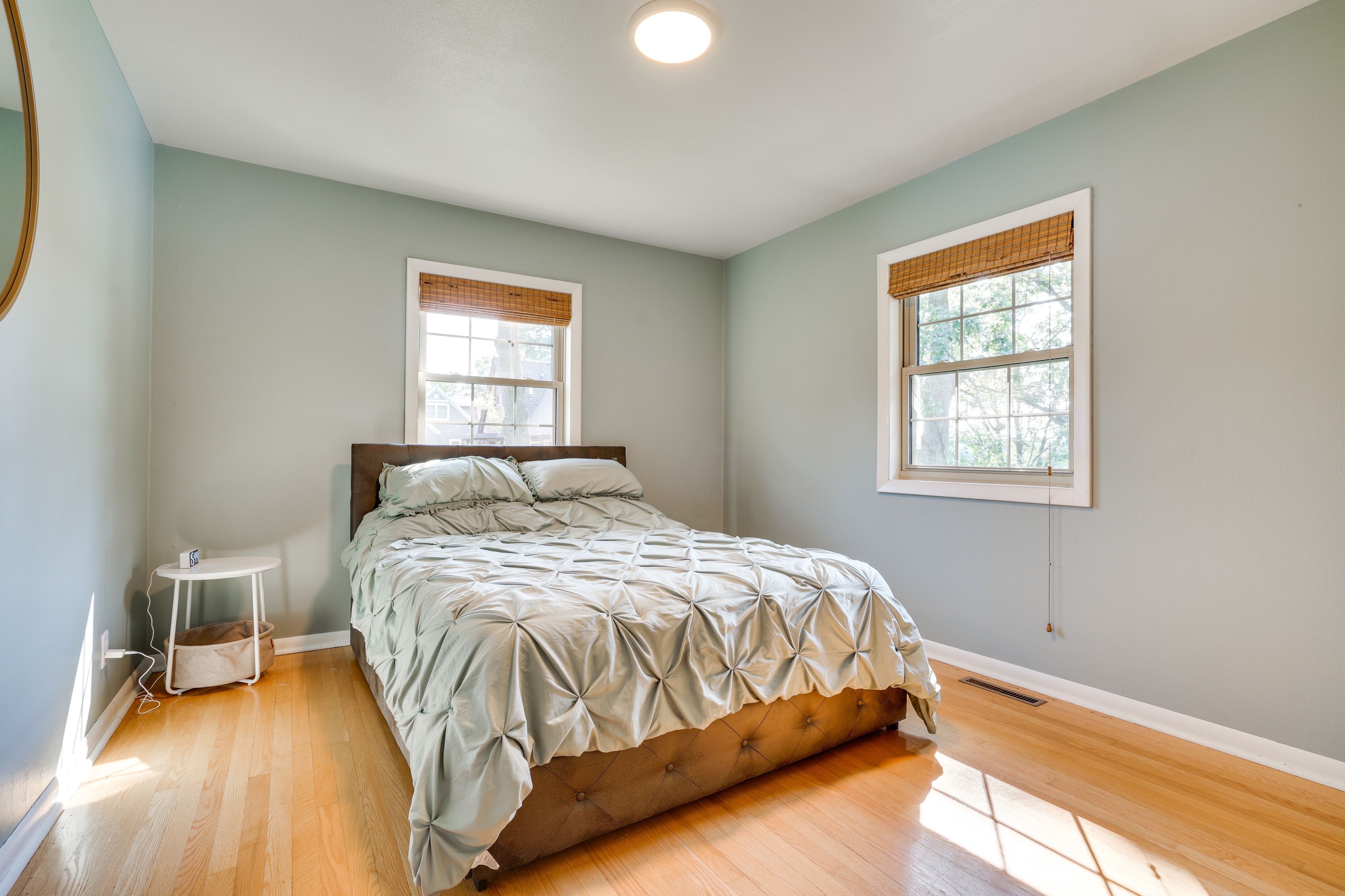 Bedroom 3 | Queen Bed | Main Floor