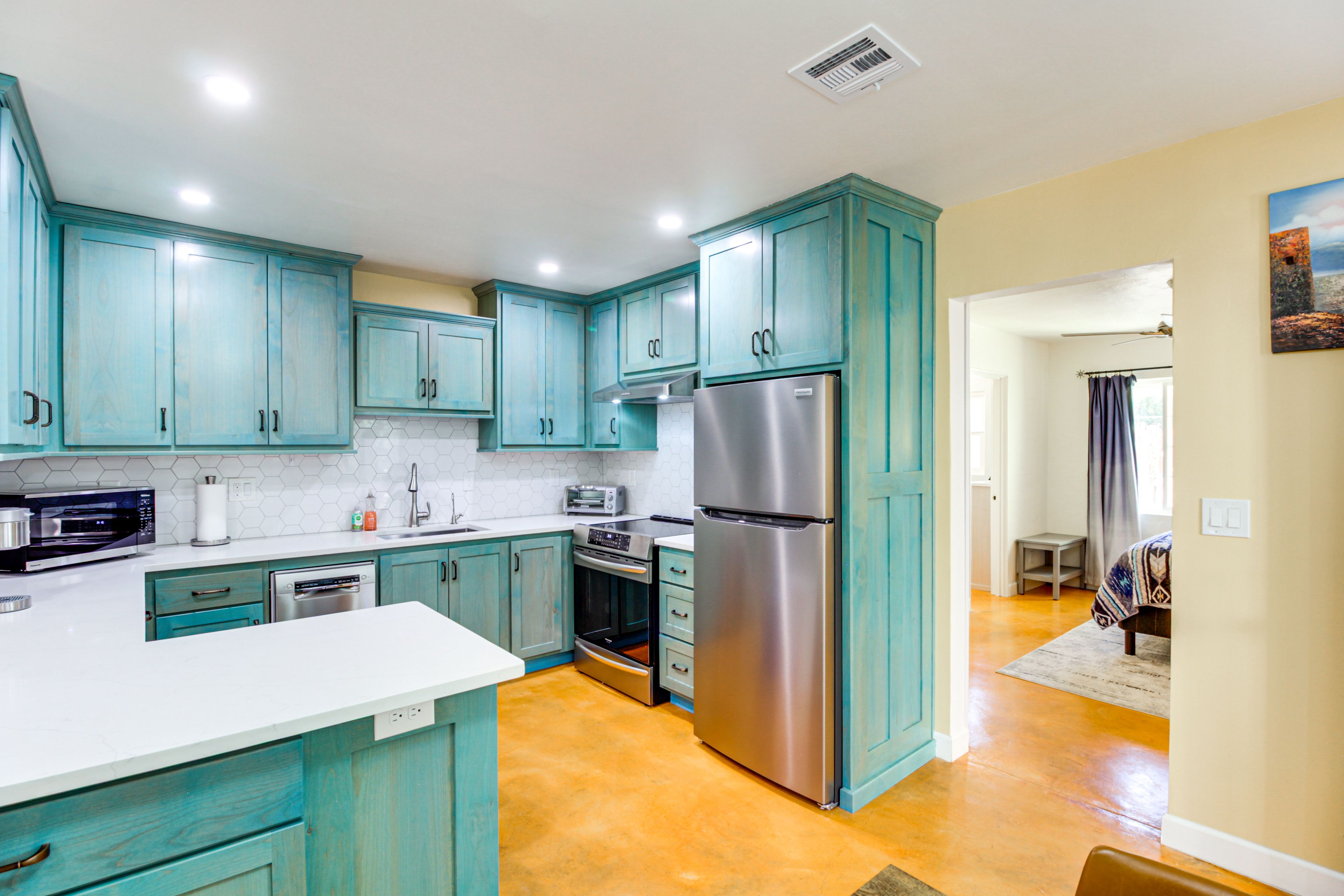 Kitchen | Keurig Coffee Maker | Toaster Oven | Cooking Basics