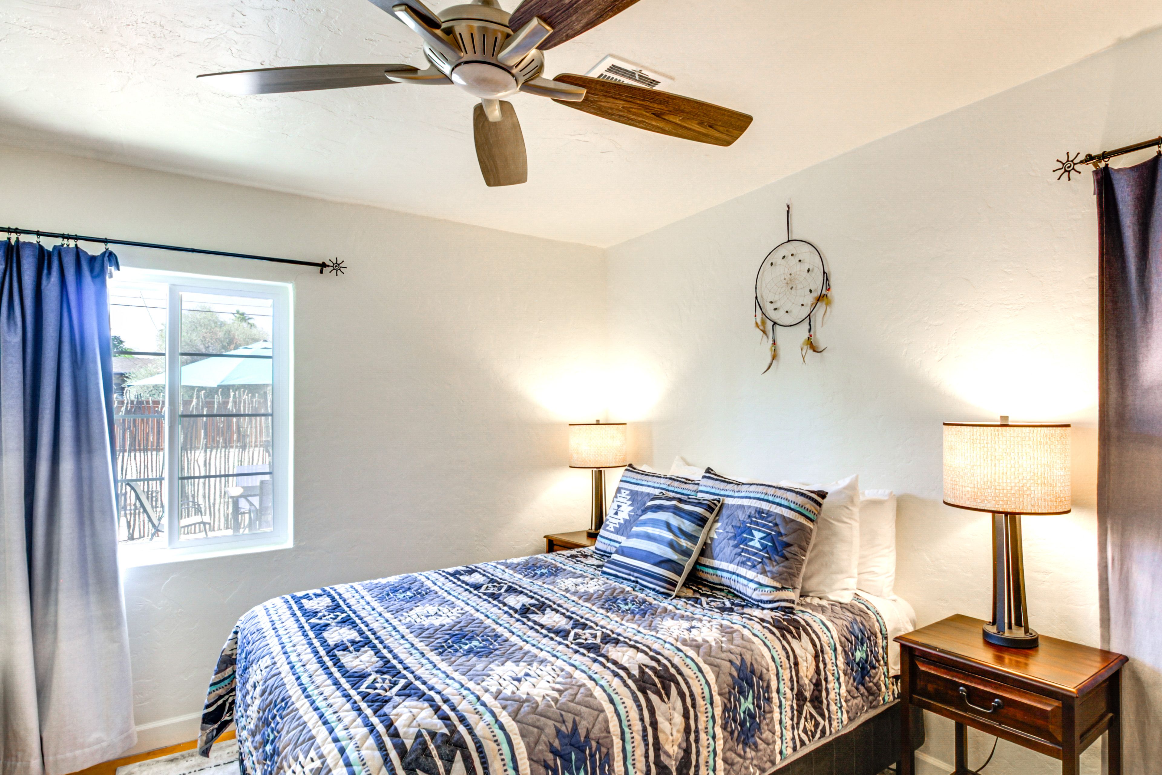 Bedroom | Queen Bed | Twin Rollaway Bed | Linens Provided