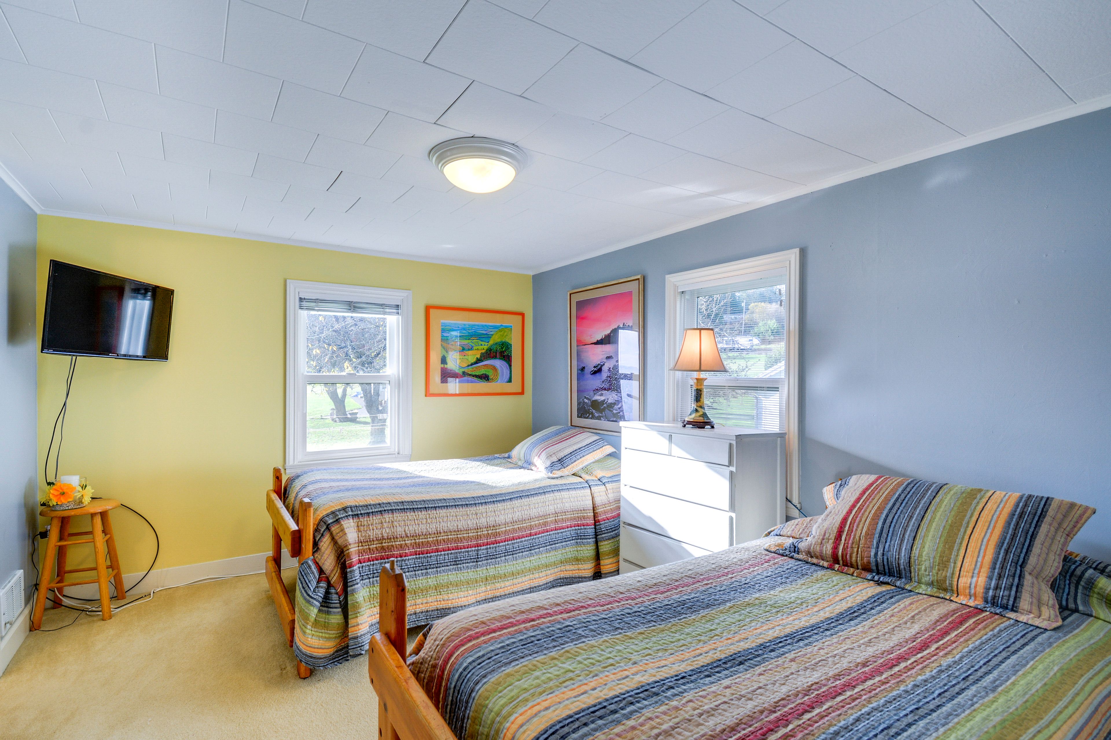 Bedroom 2 | 2 Twin Beds