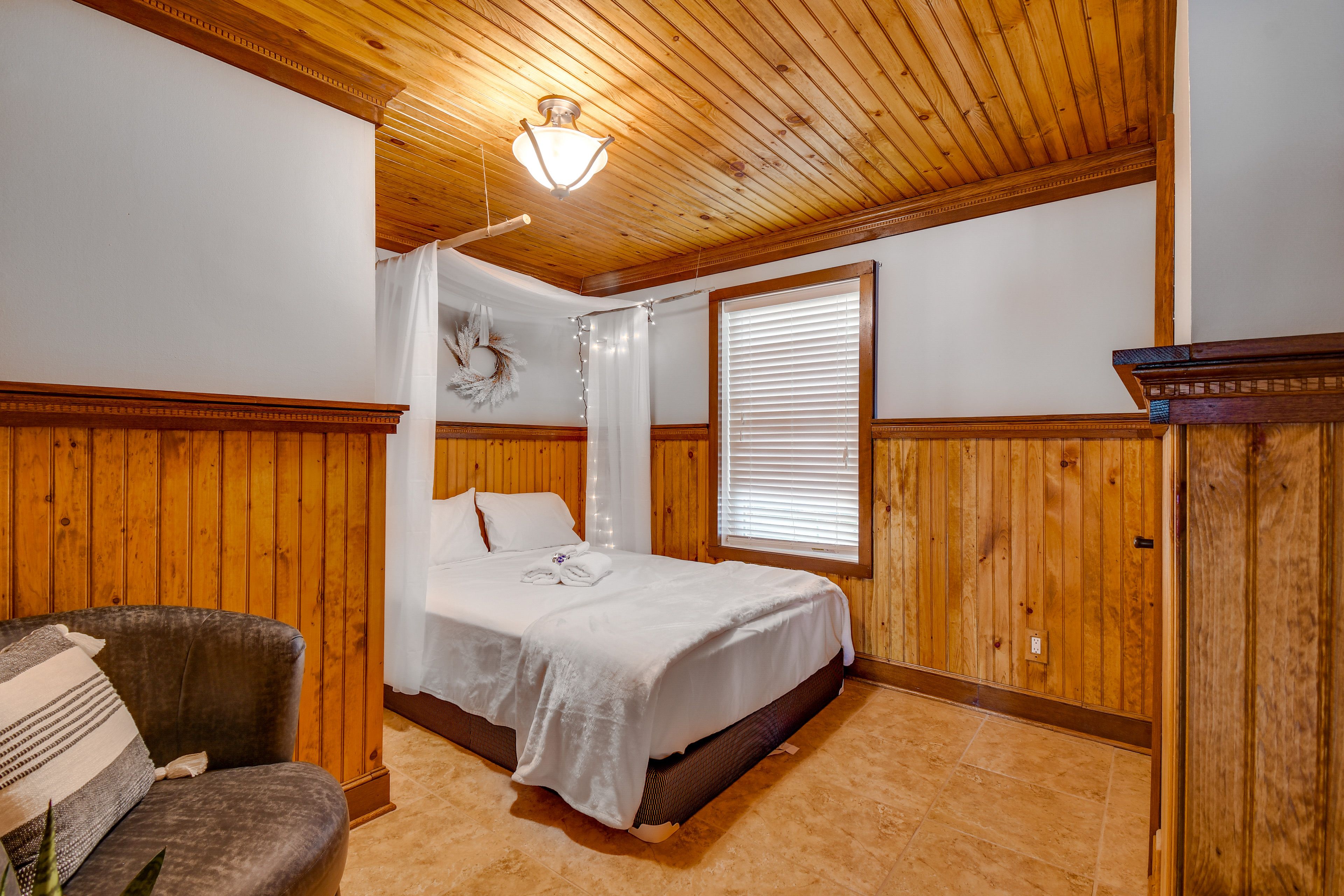Bedroom 2 | Queen Bed | In-Unit Laundry | 1st Floor