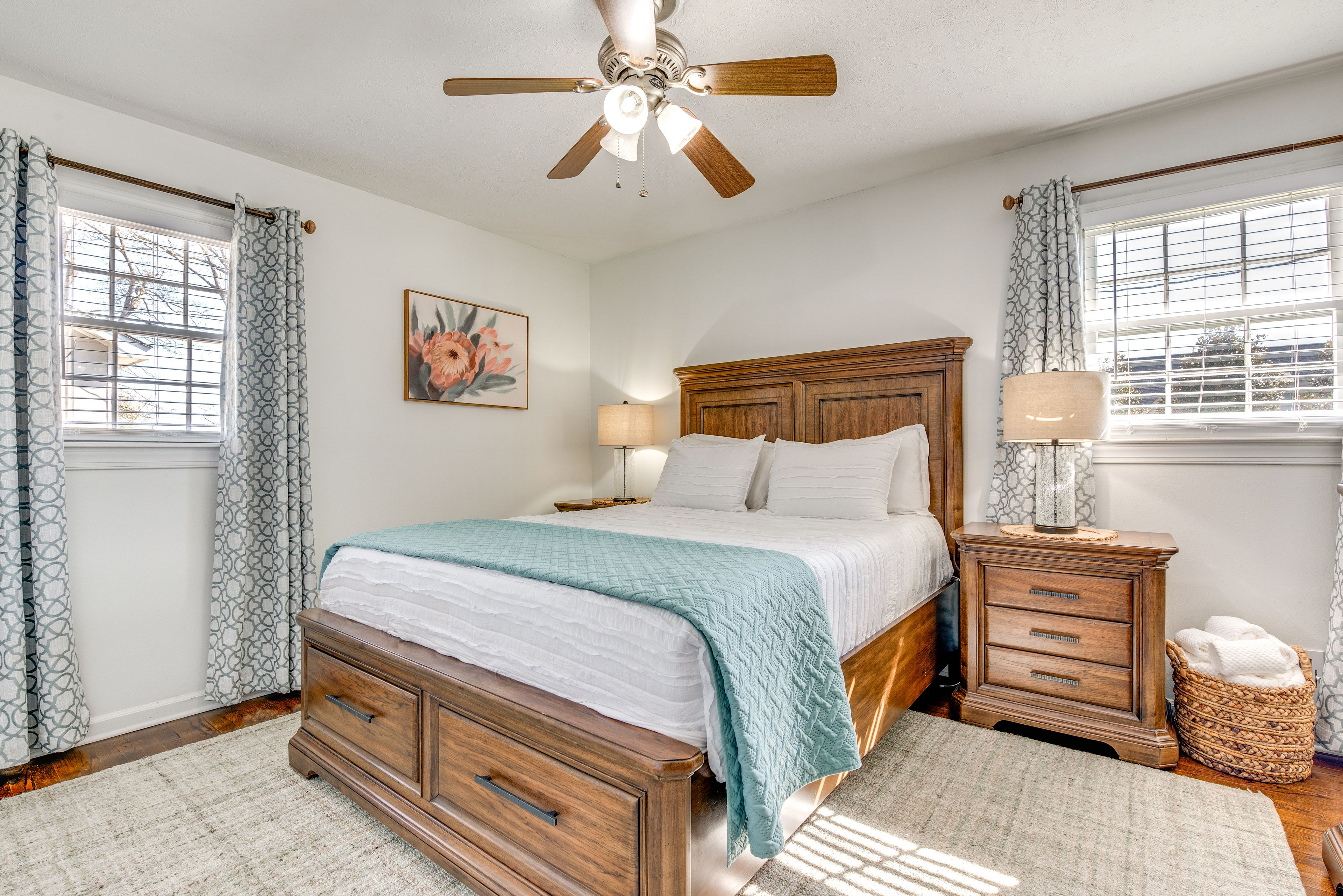 Bedroom 2 | Queen Bed