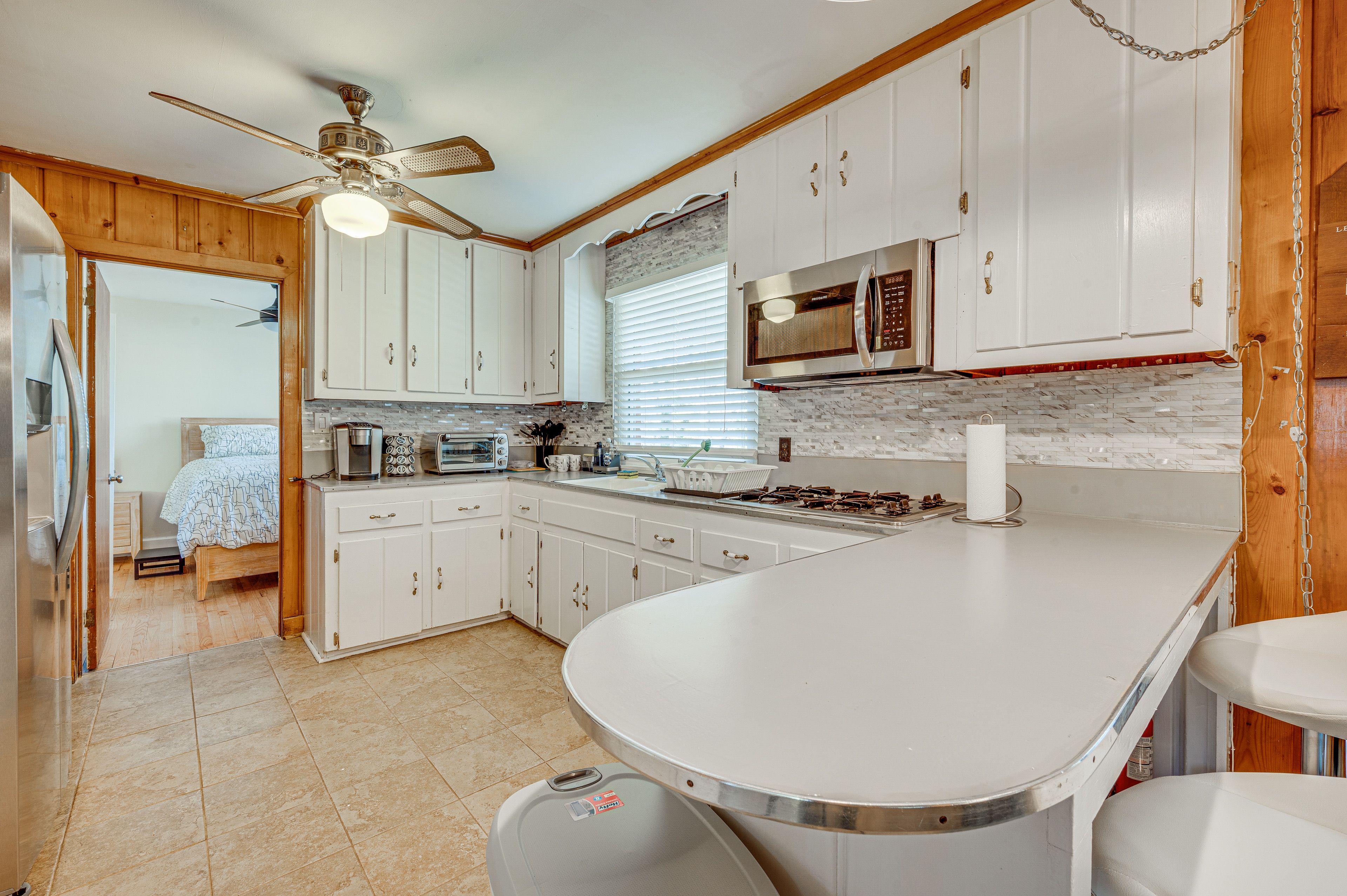 Kitchen | Cooking Basics | Keurig | Microwave | Toaster | Toaster Oven