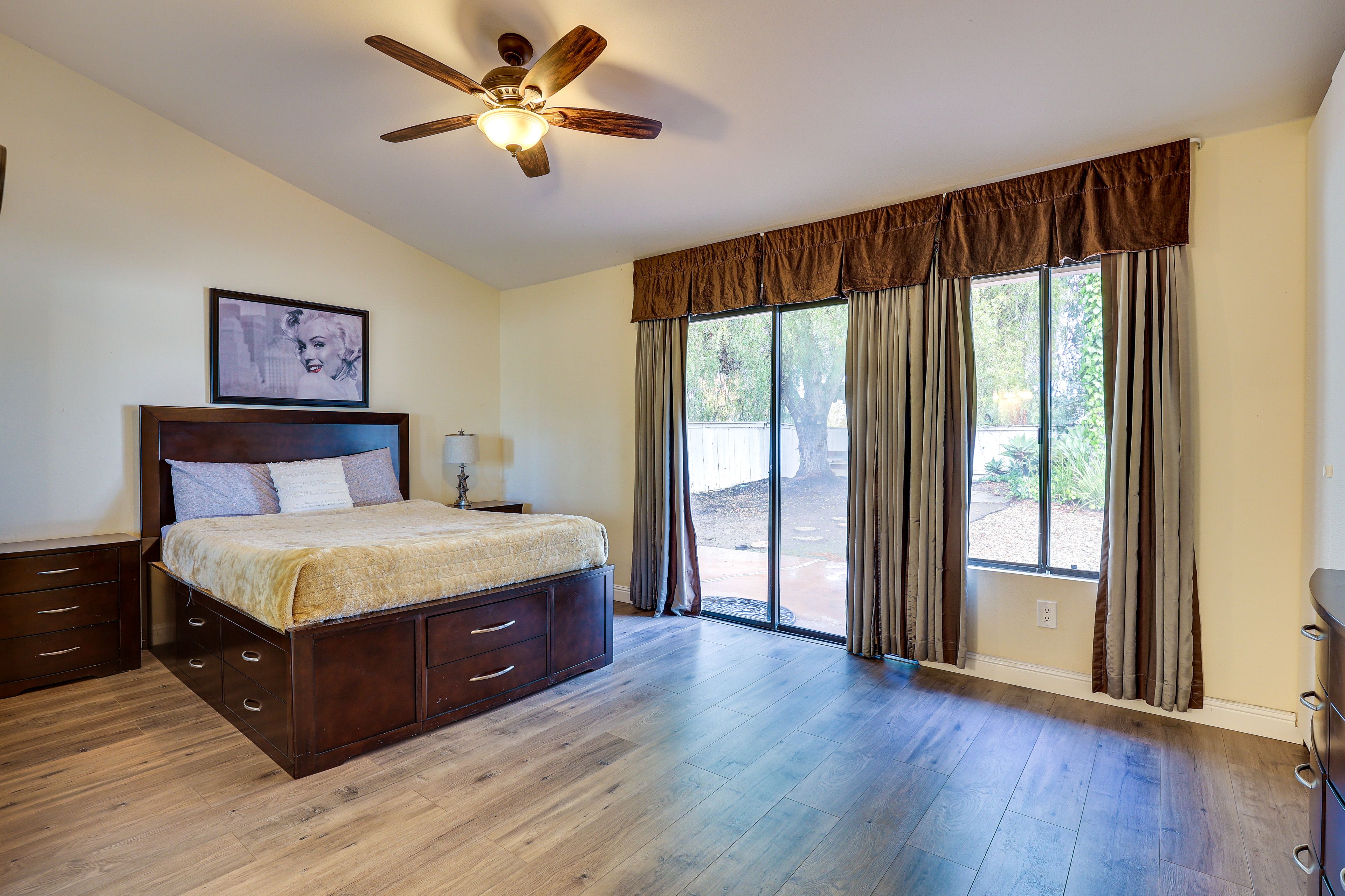 Bedroom 1 | Queen Bed | Flat-Screen TV