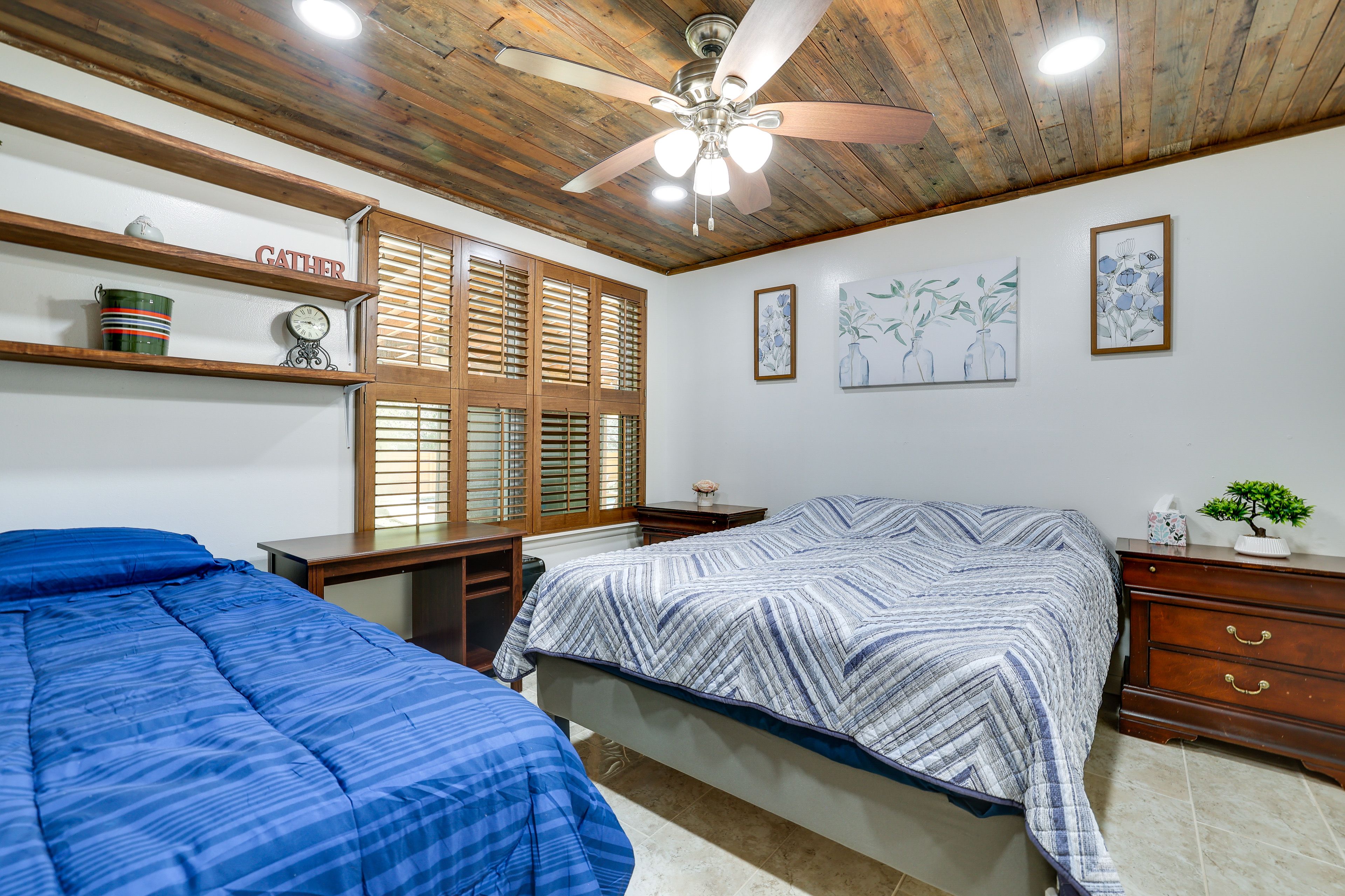 Bedroom 4 | Queen Bed | Twin Bed