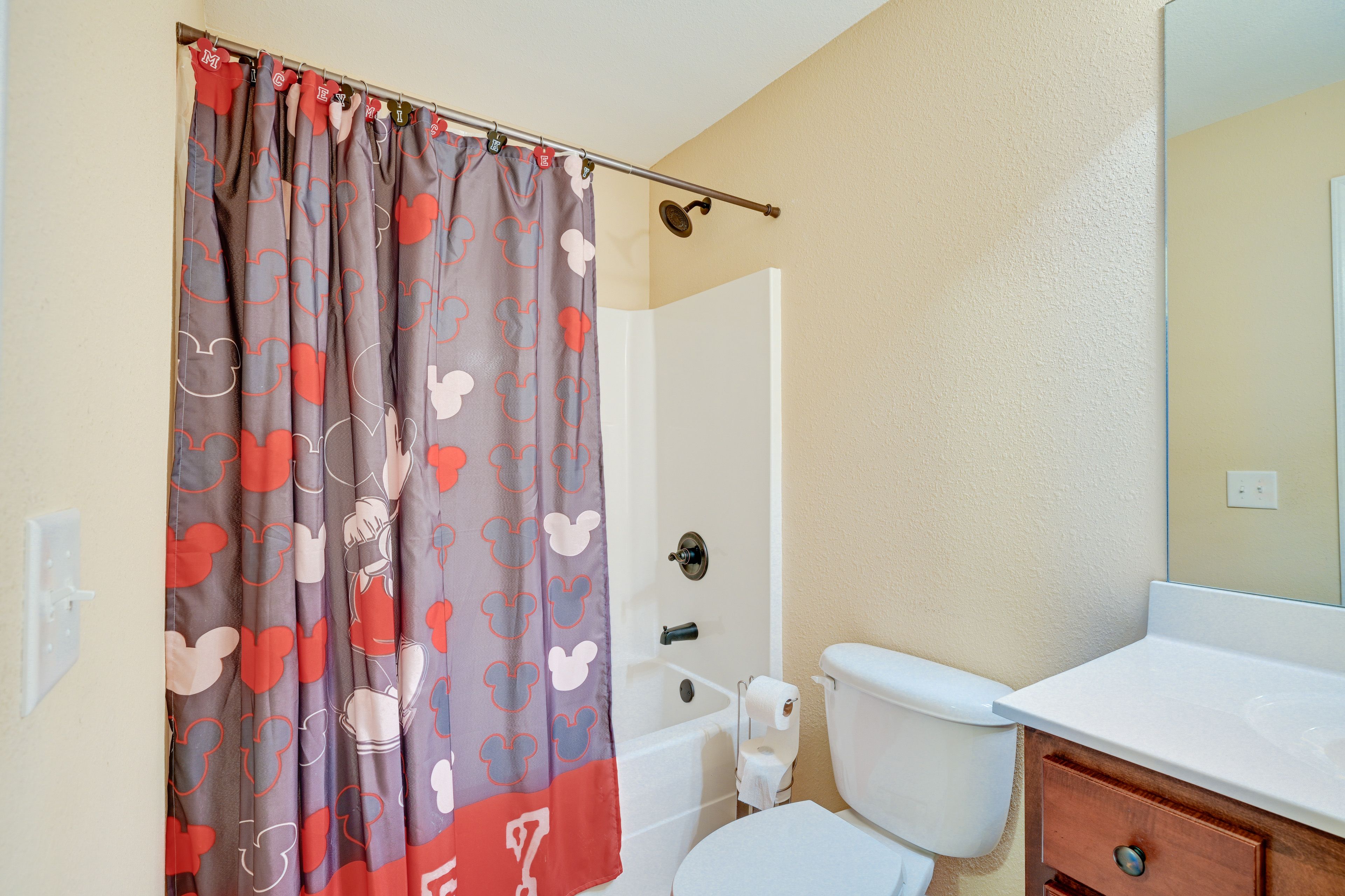Full Bathroom