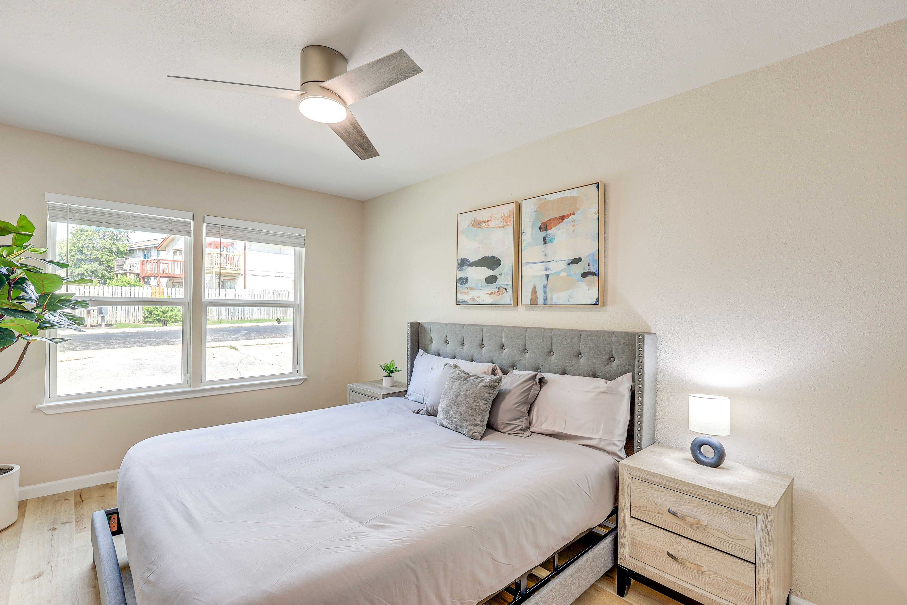 Bedroom 3 | King Bed | 1st Floor