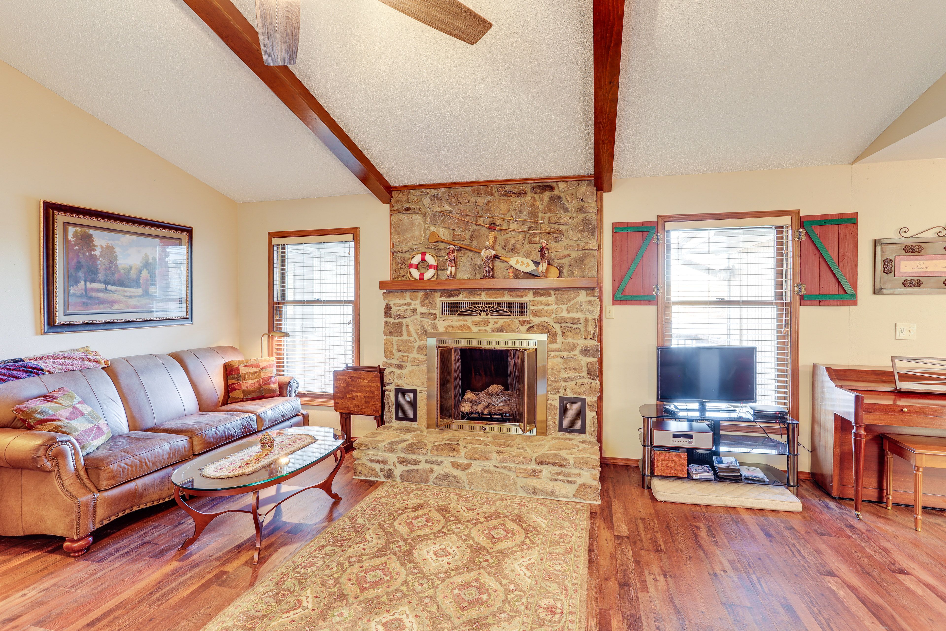Living Room | Gas Fireplace | Smart TV | Piano