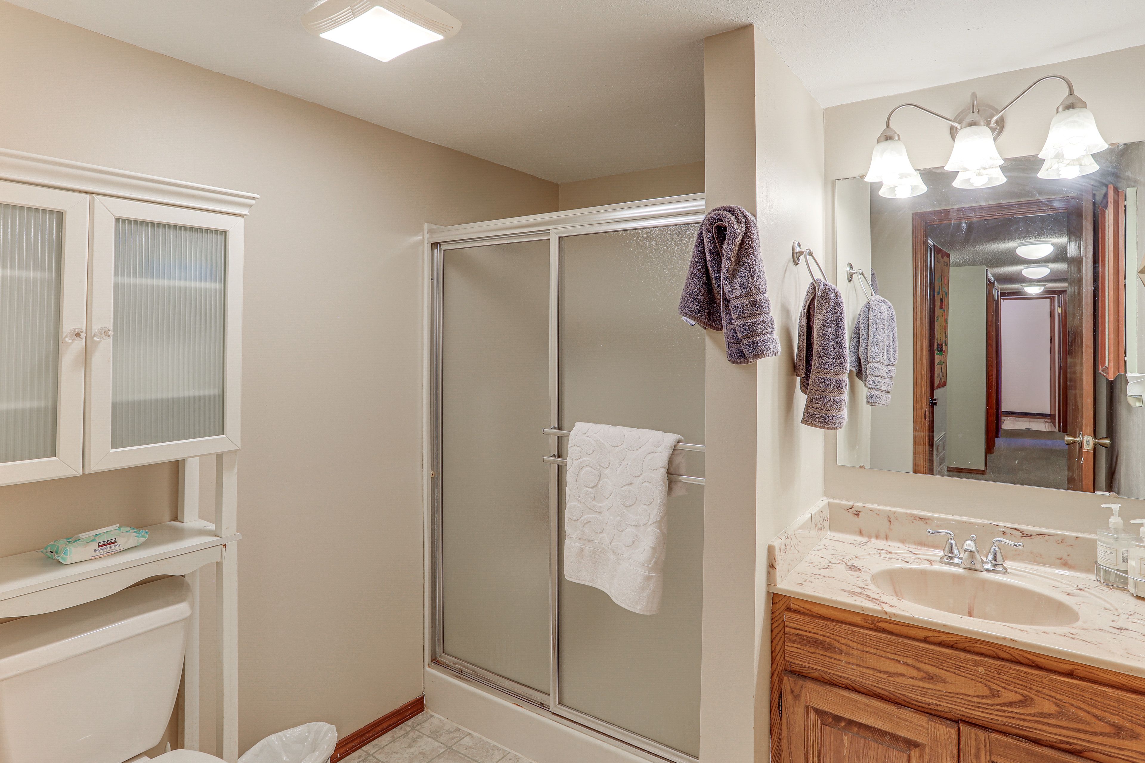 Full Bathroom | Walk-In Shower