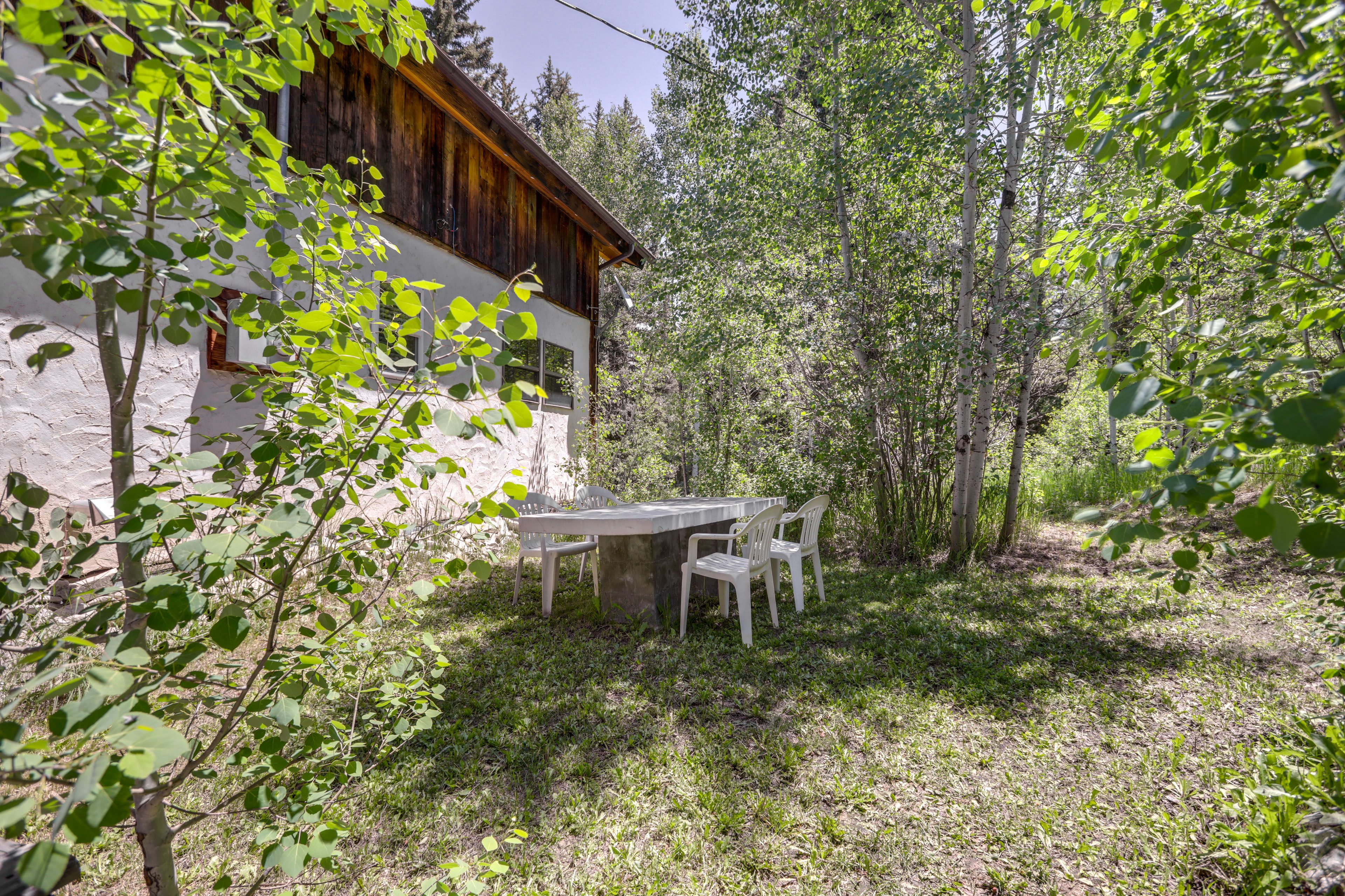 Exterior | Outdoor Dining Area