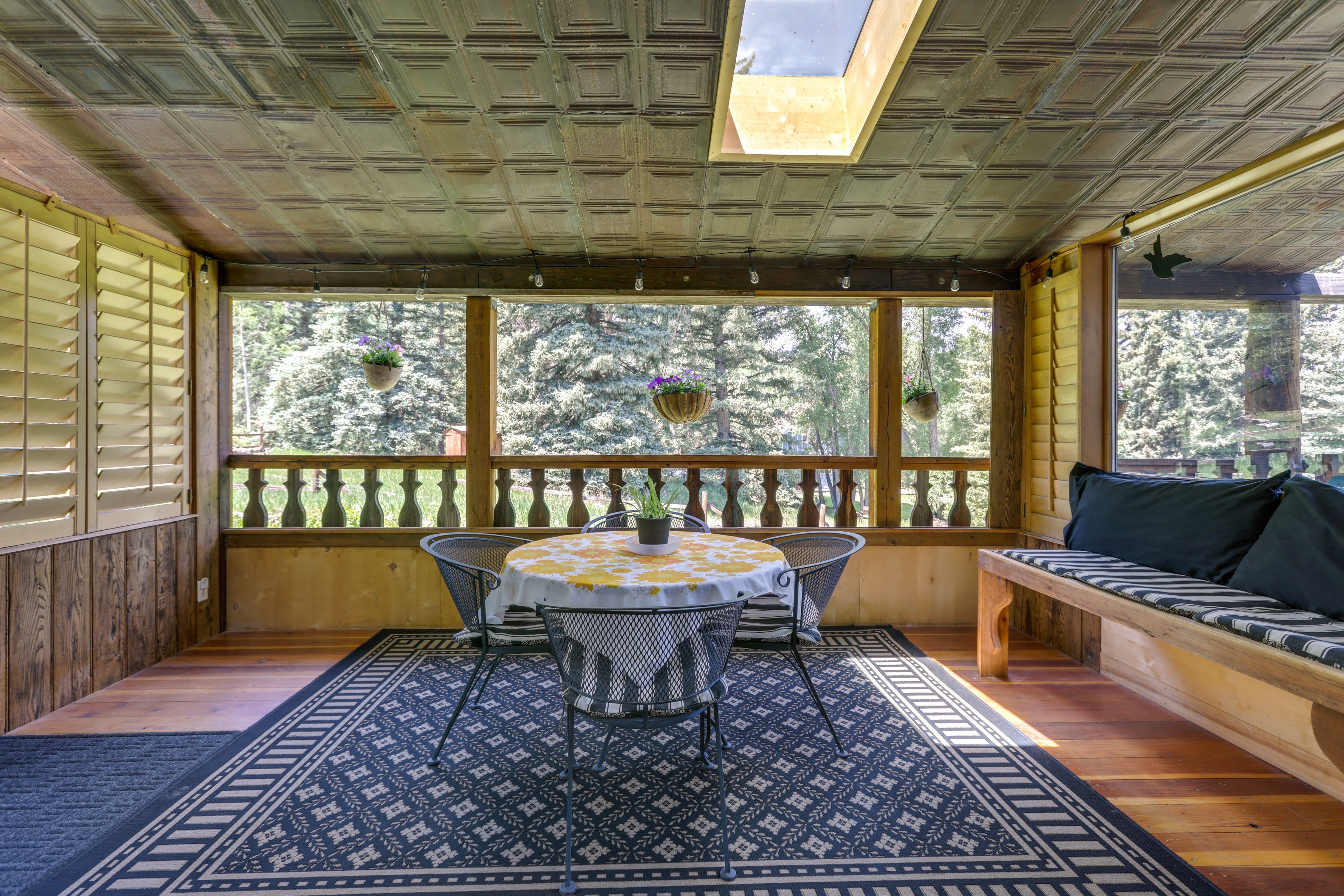 Sunroom | 1st Floor | Dining Area | Cabin Entrance