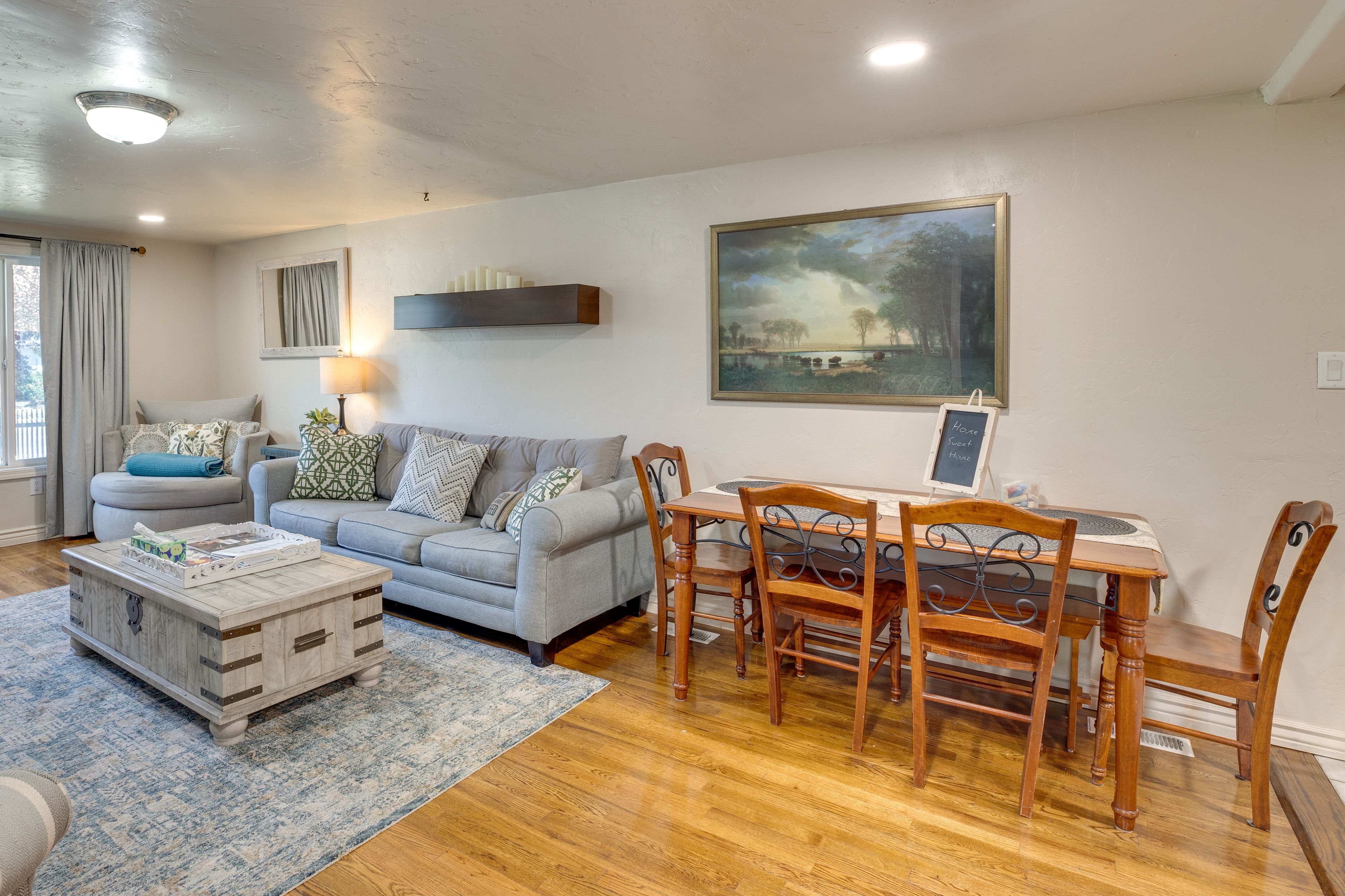 Dining Area | Open Floor Plan | Fireplace