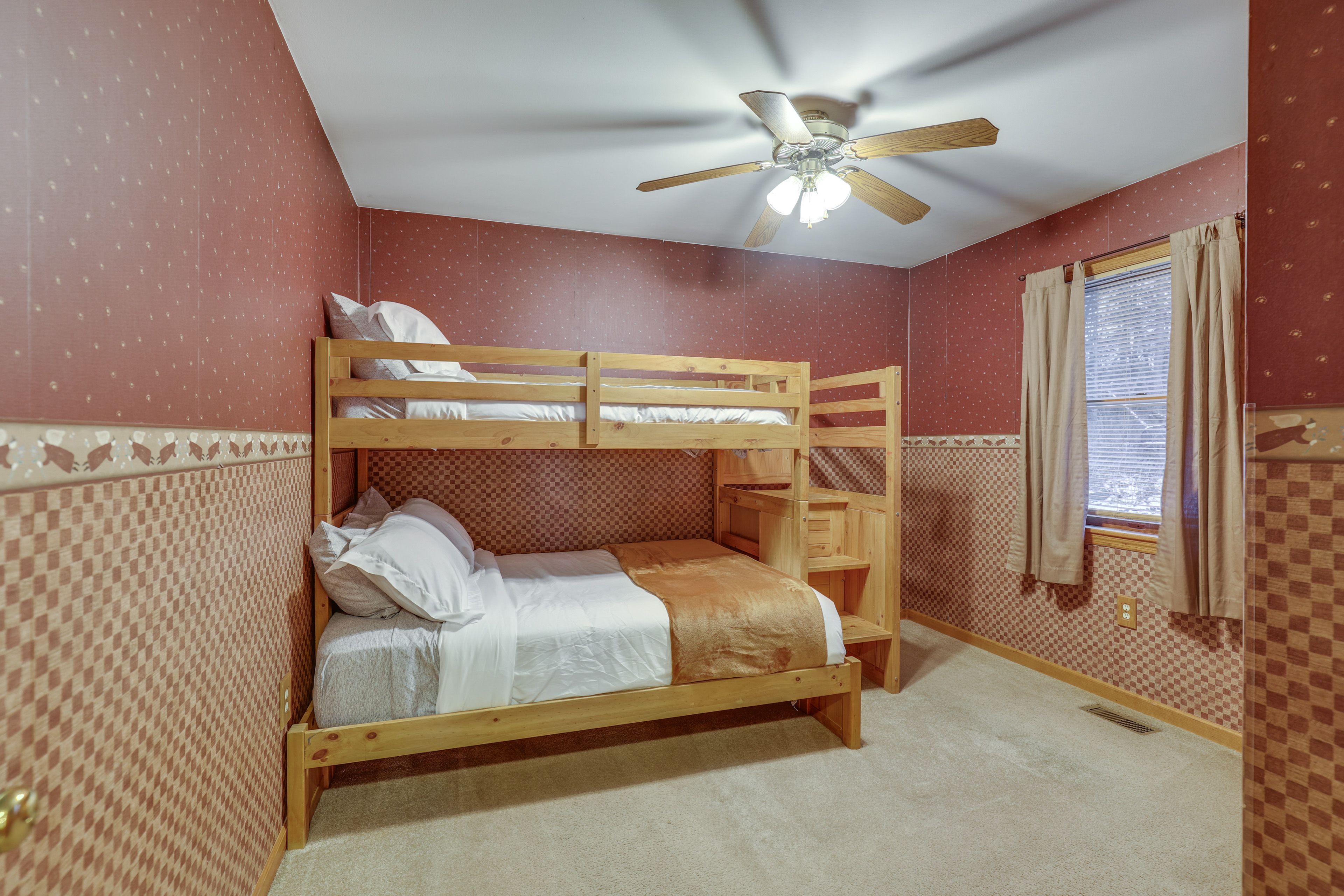 Bedroom 3 | Twin/Full Bunk Bed | 1st Floor