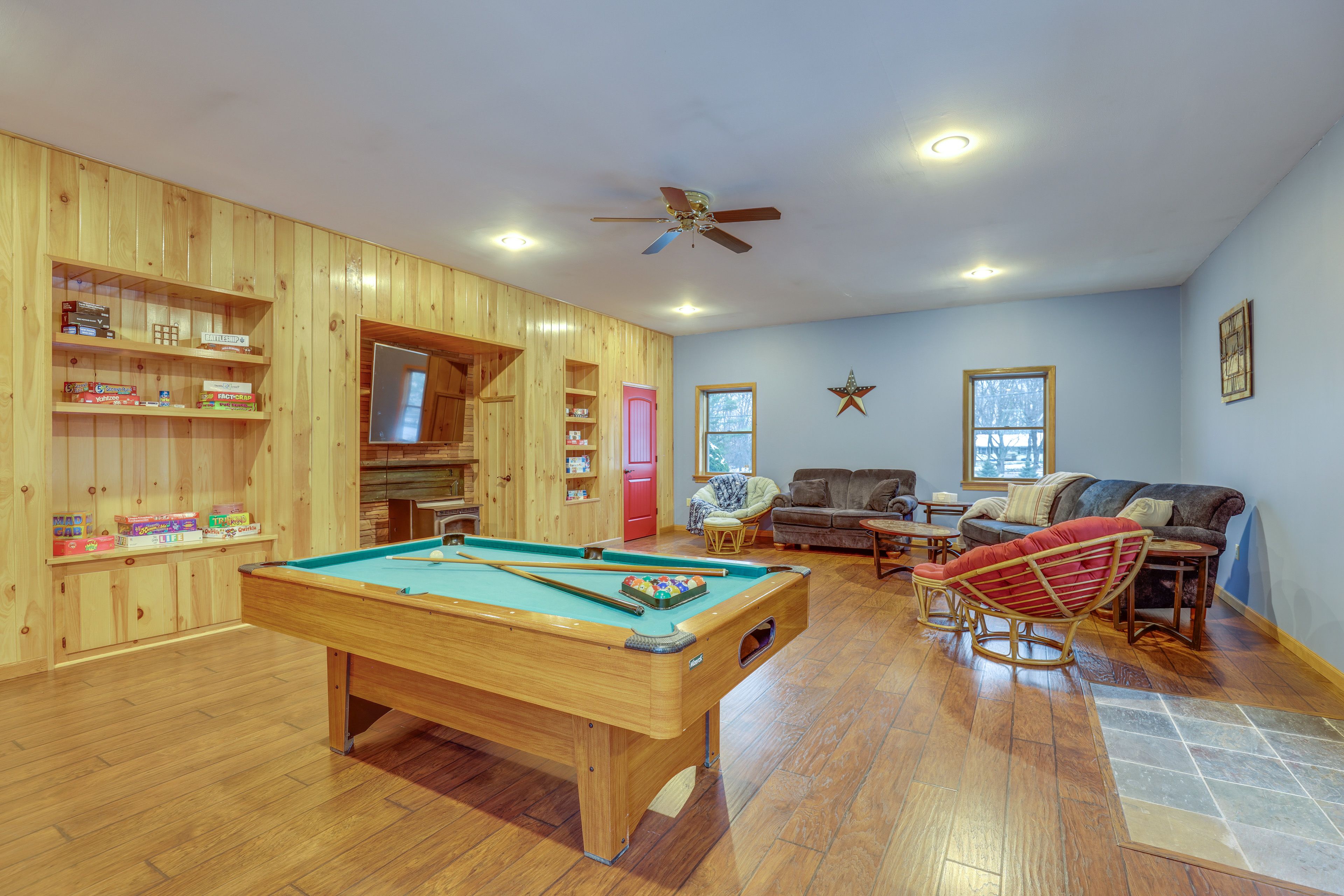 Game Room | Flat-Screen TV w/ Cable | Fireplace | Board Games | 1st Floor