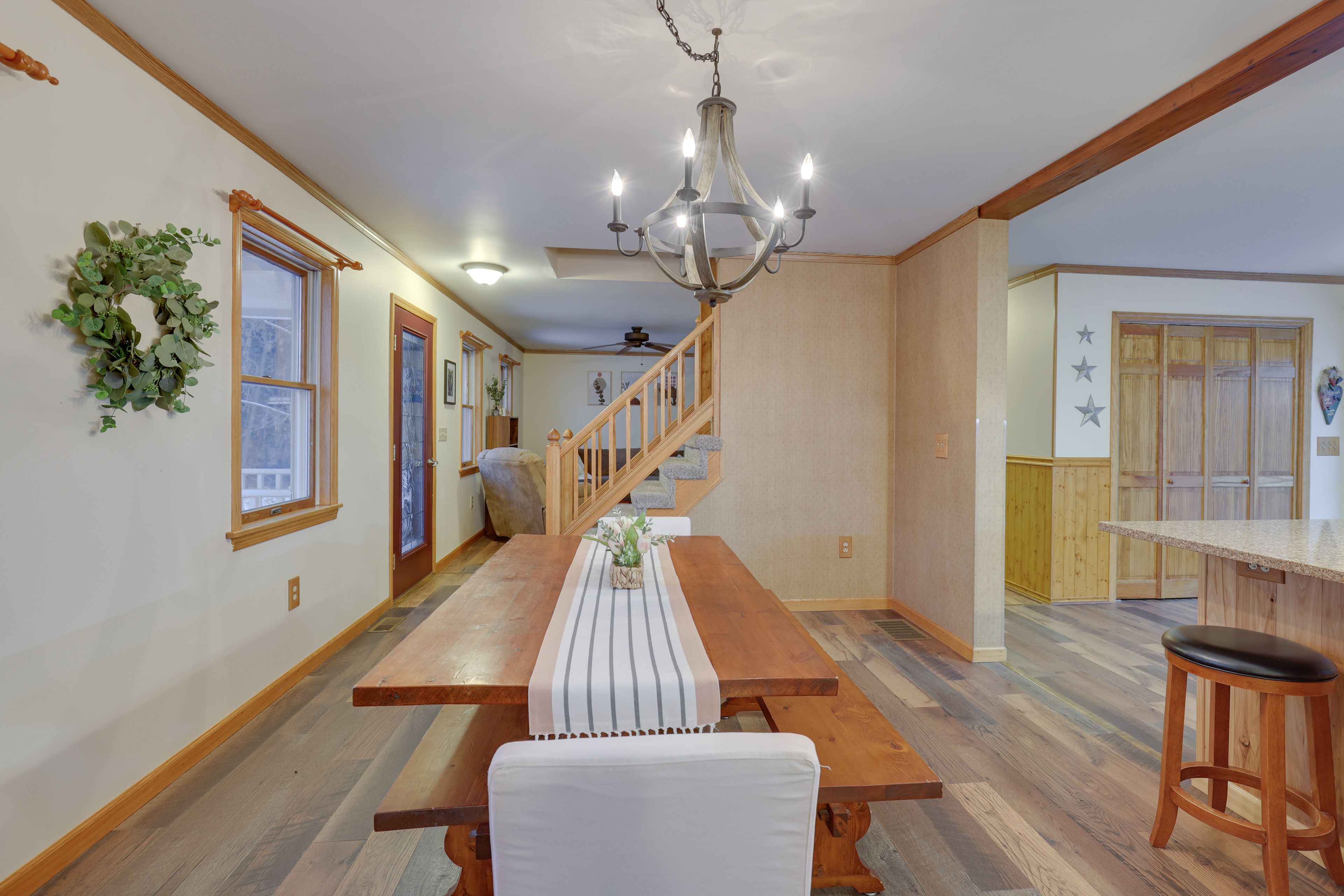 Dining Area | Dishware/Flatware | 1st Floor