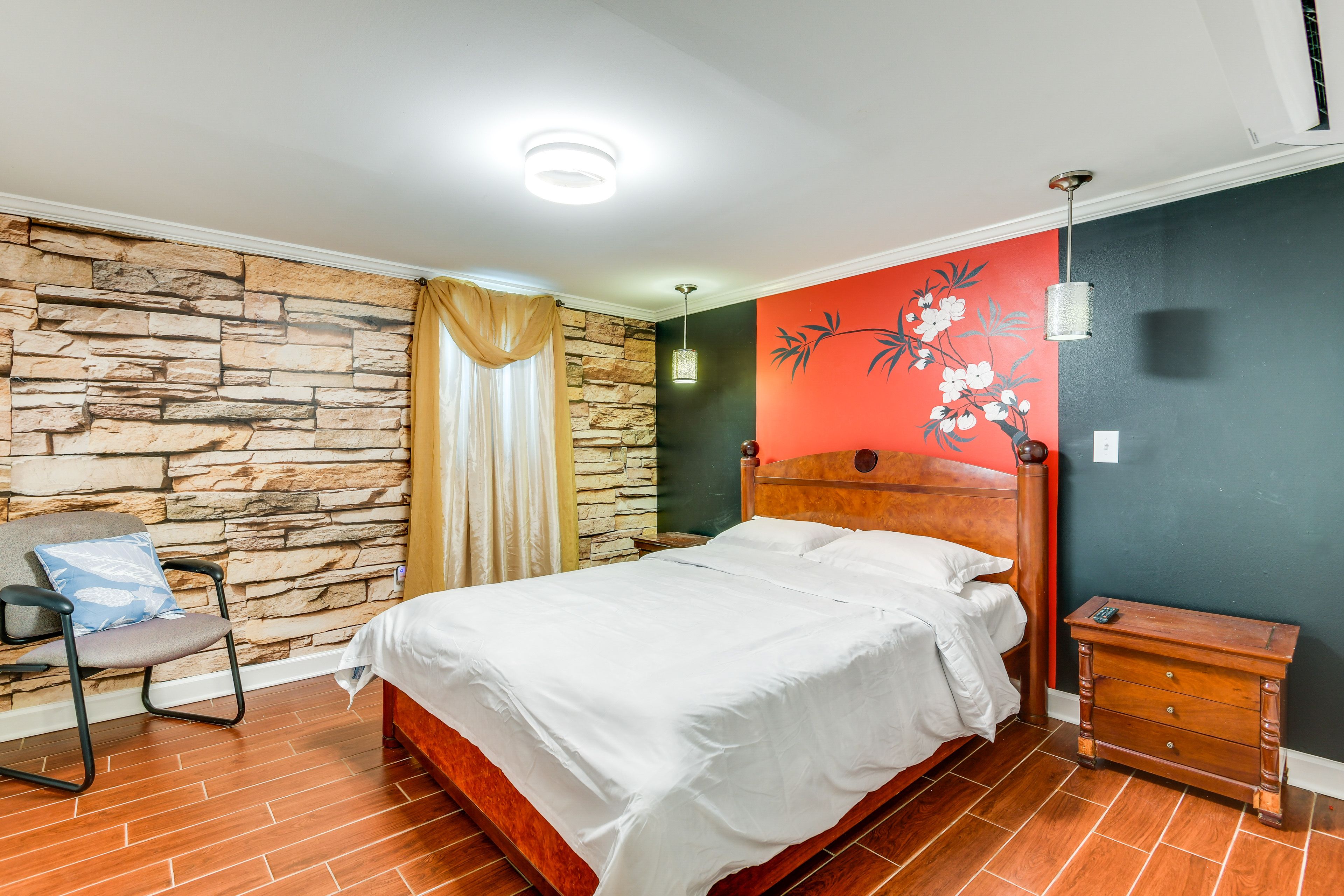 Bedroom 4 | Full Bed | Flat-Screen TV | 1st Floor