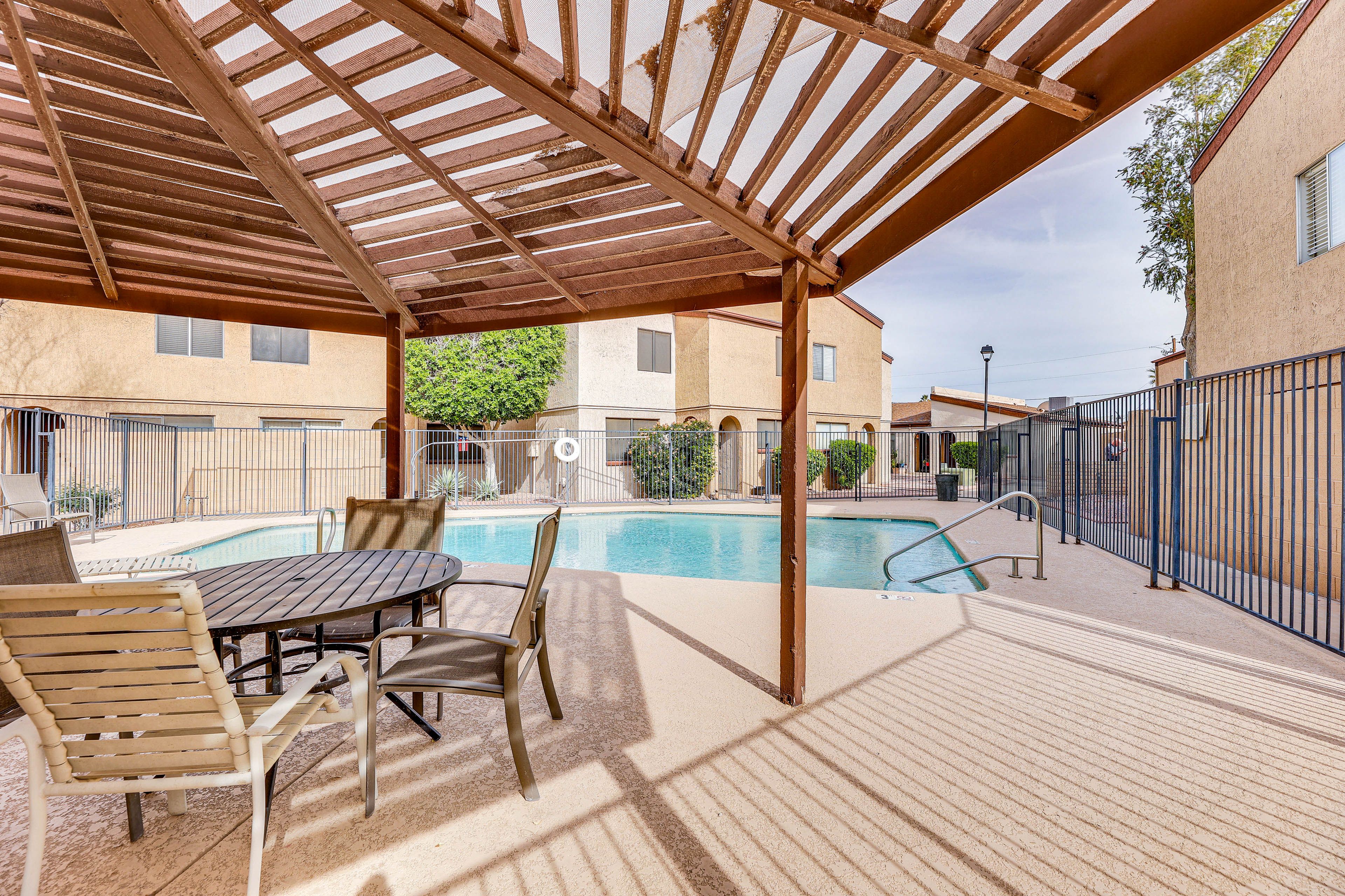 Fairway Gardens | Community Pool
