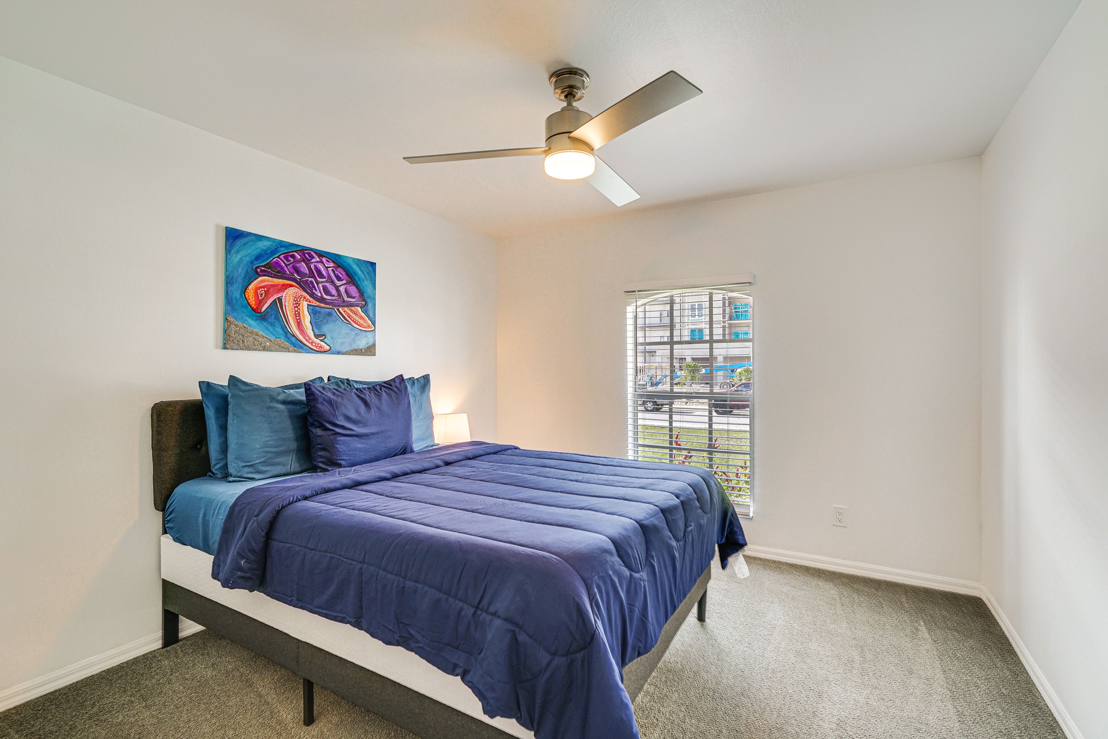 Bedroom 3 | Queen Bed