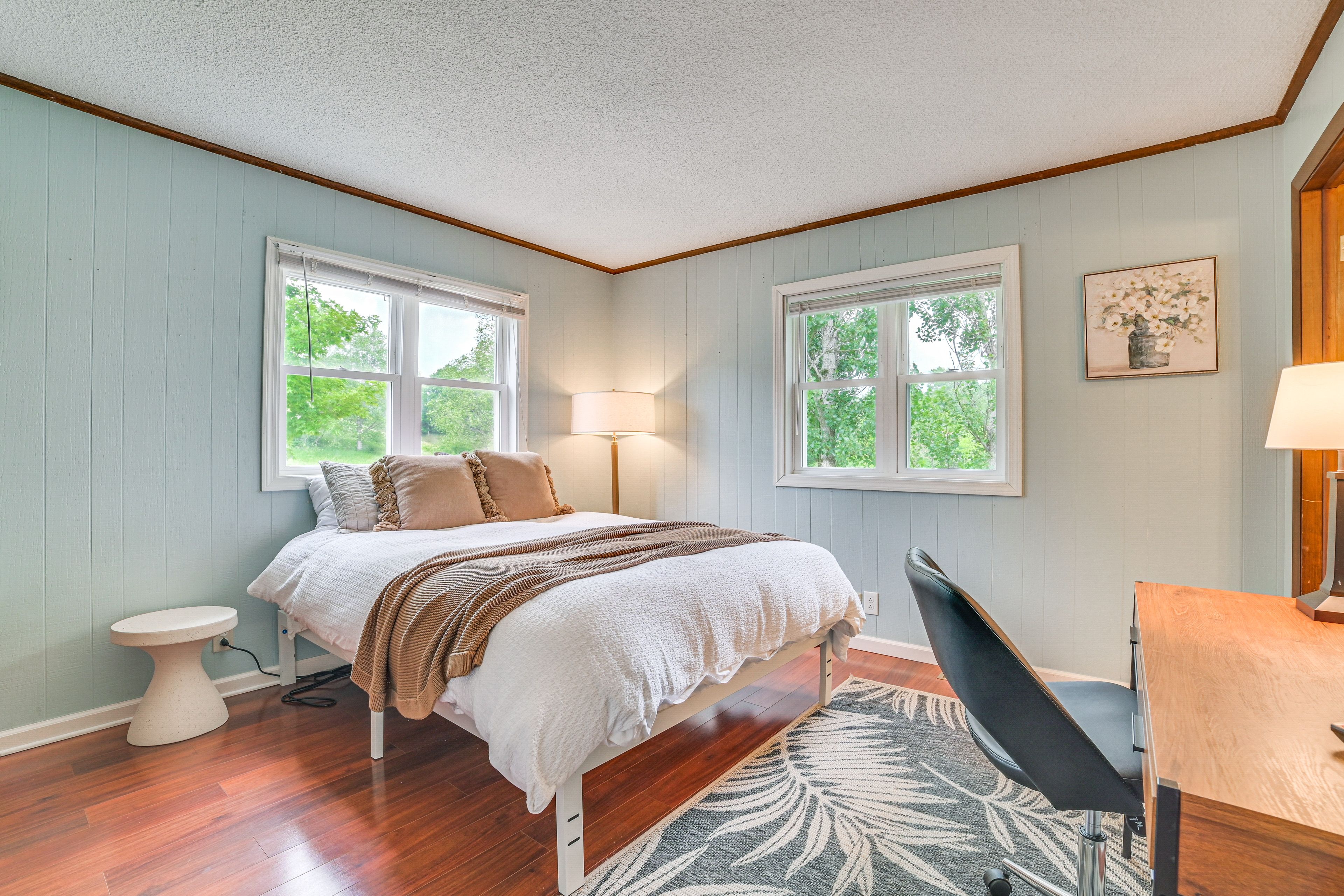 Bedroom 1 | Queen Bed | Desk | En-Suite Bathroom