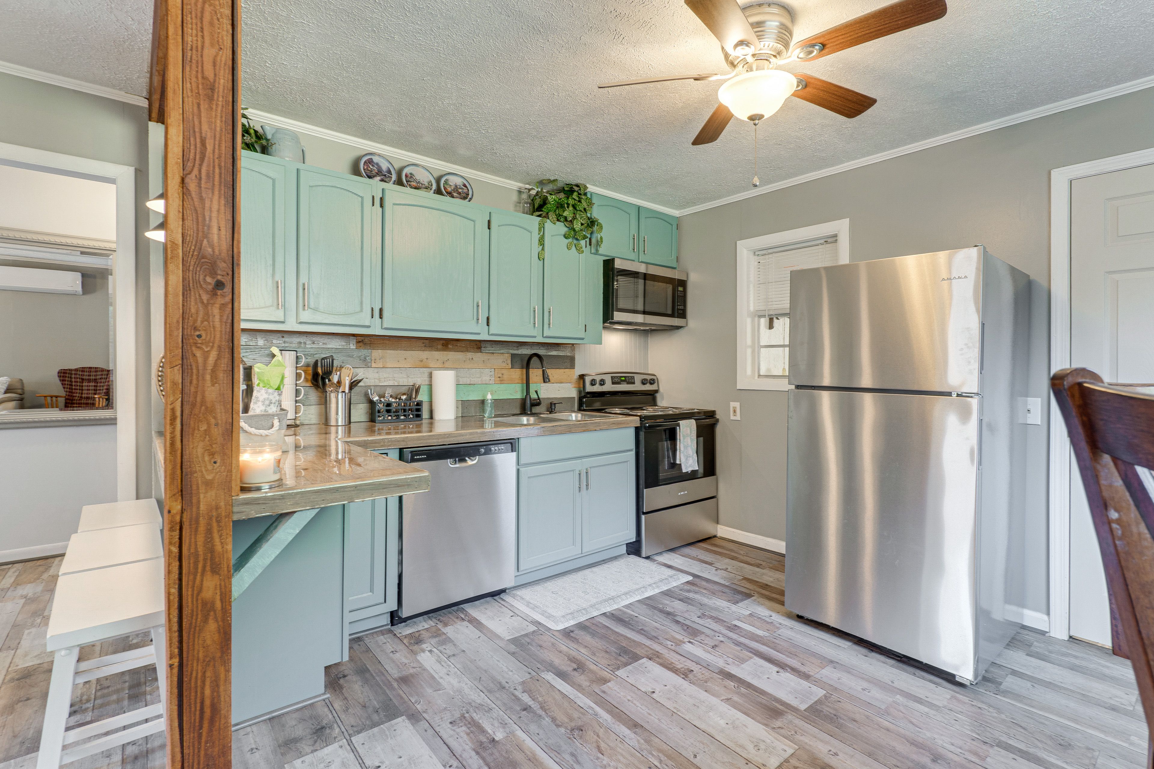 Kitchen | Dishwasher