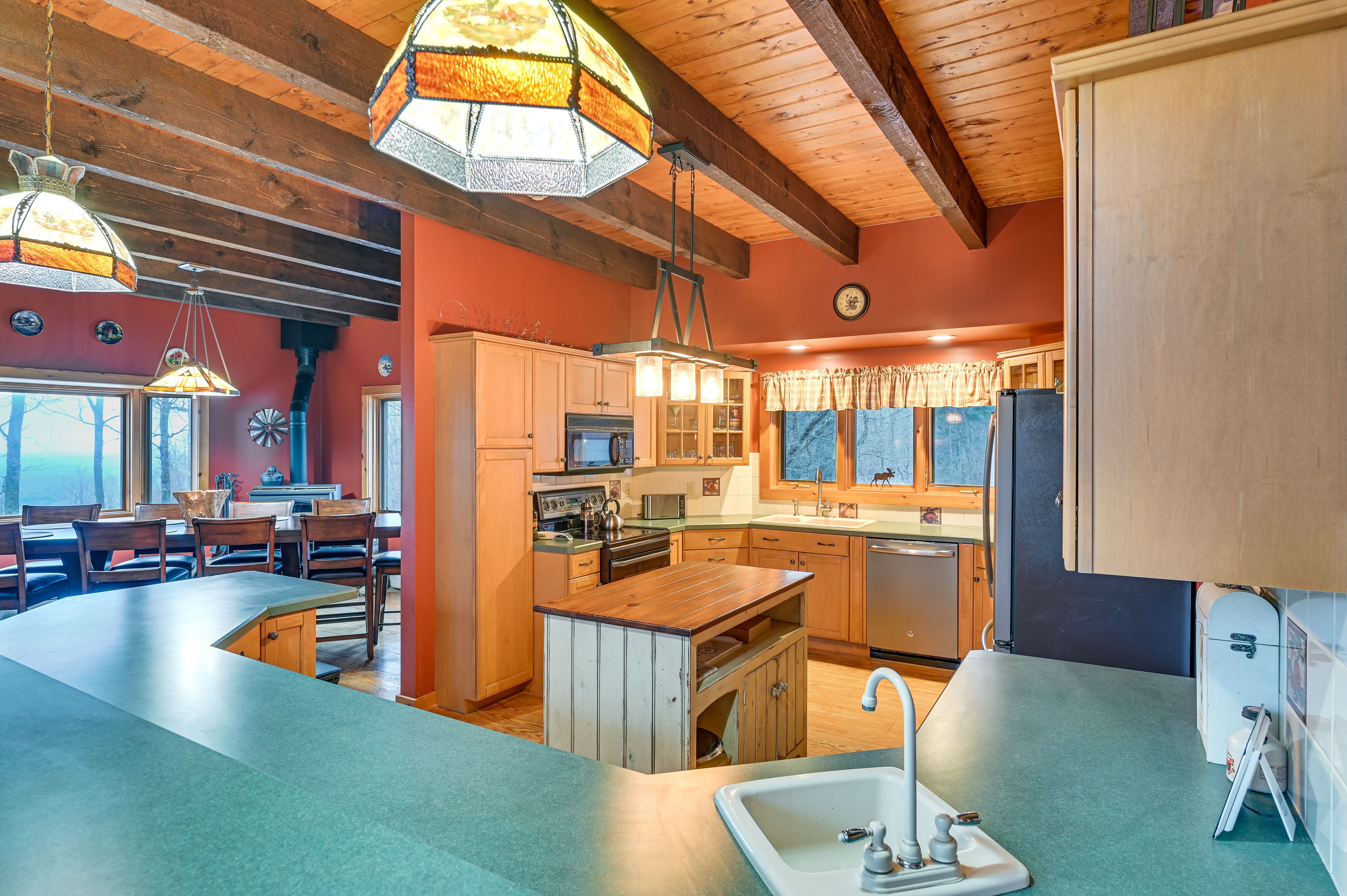 Kitchen | 1st Floor