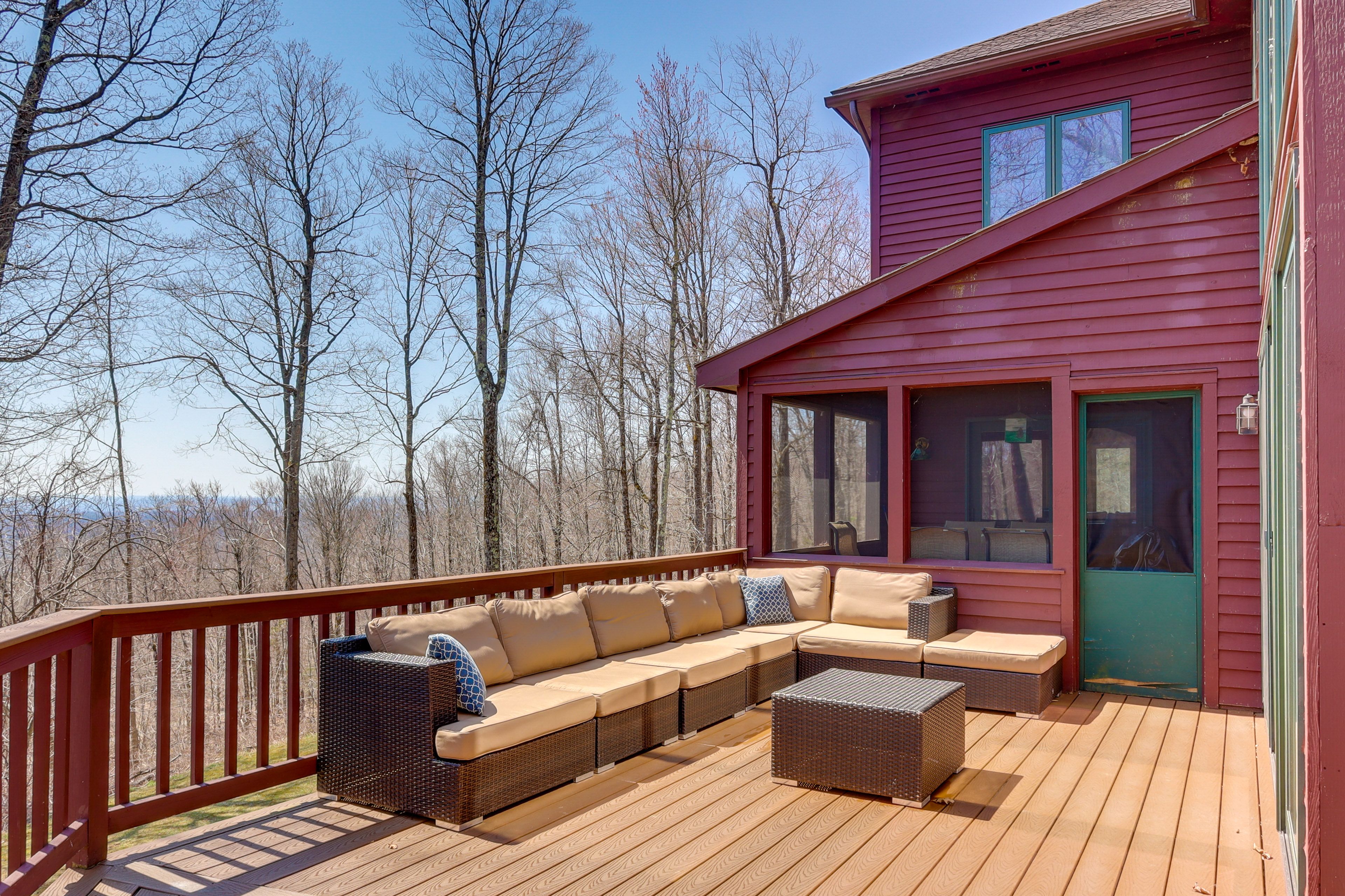 Furnished Deck | Lounge Seating | Lake Views