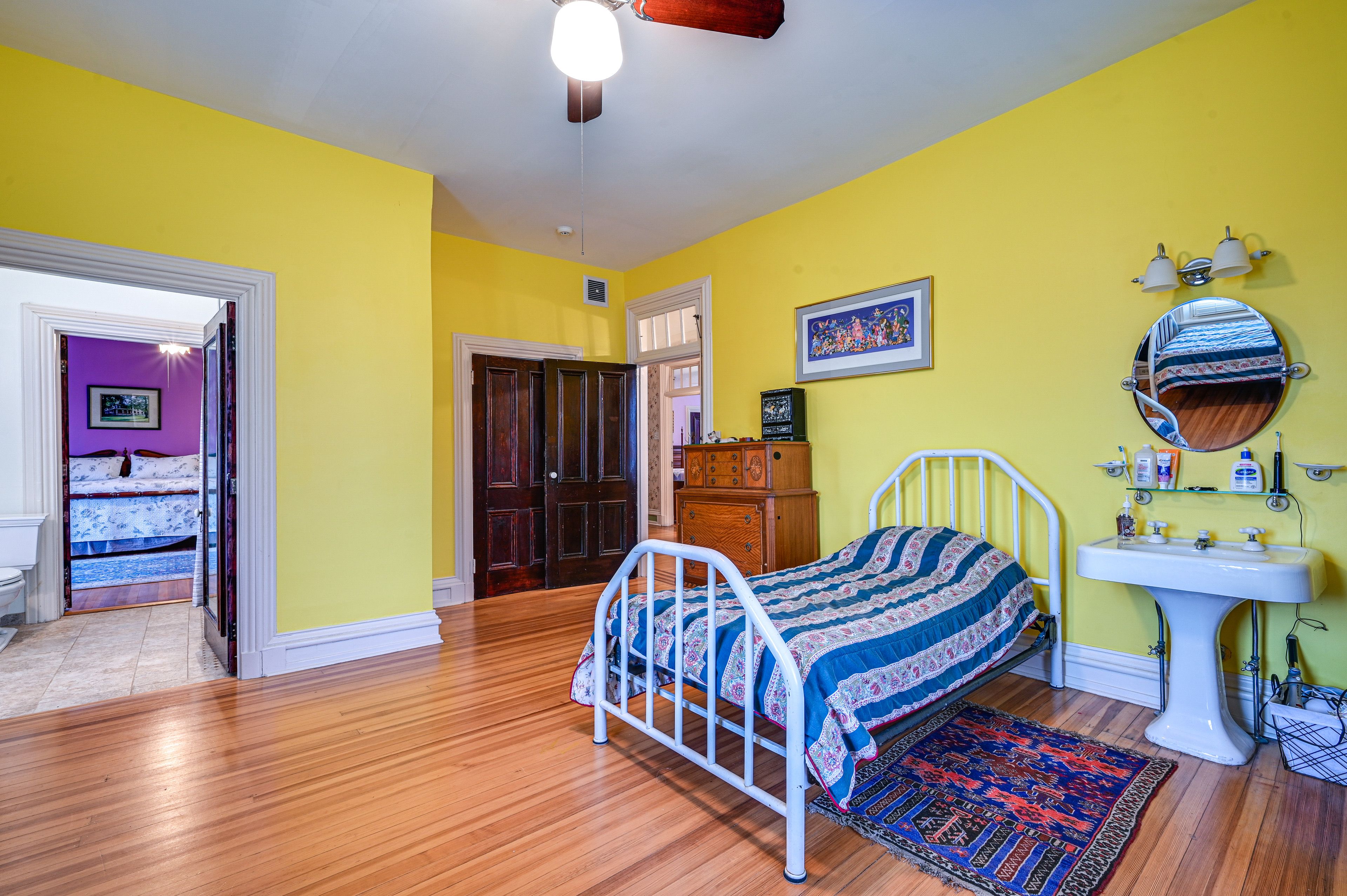 Bedroom 2 | 2nd Floor | 2 Twin Beds | Office Desk