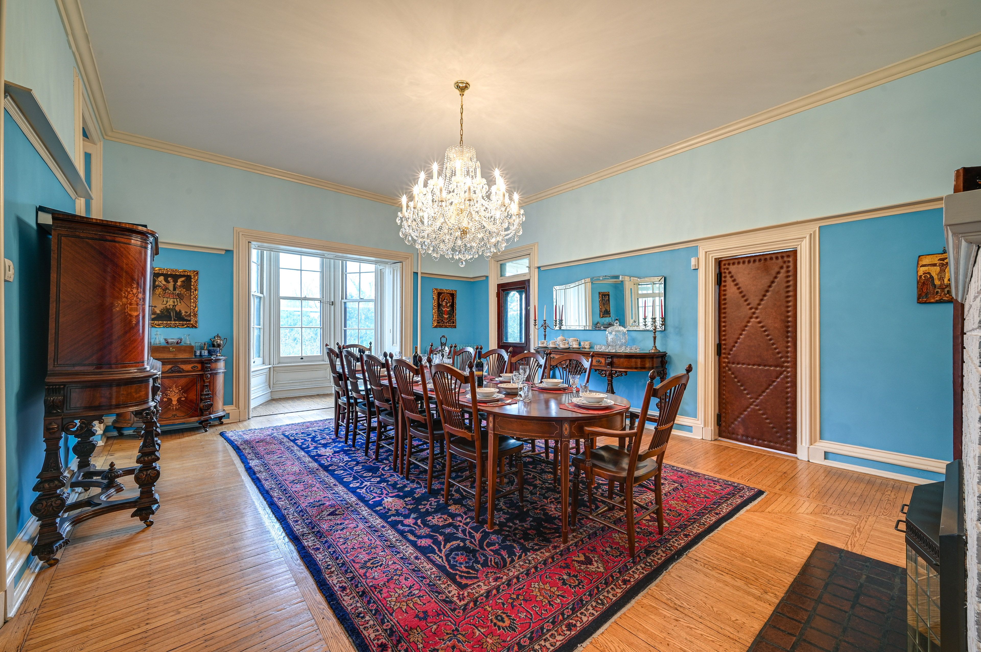 Main Dining Room | 1st Floor | Dishware & Flatware Provided