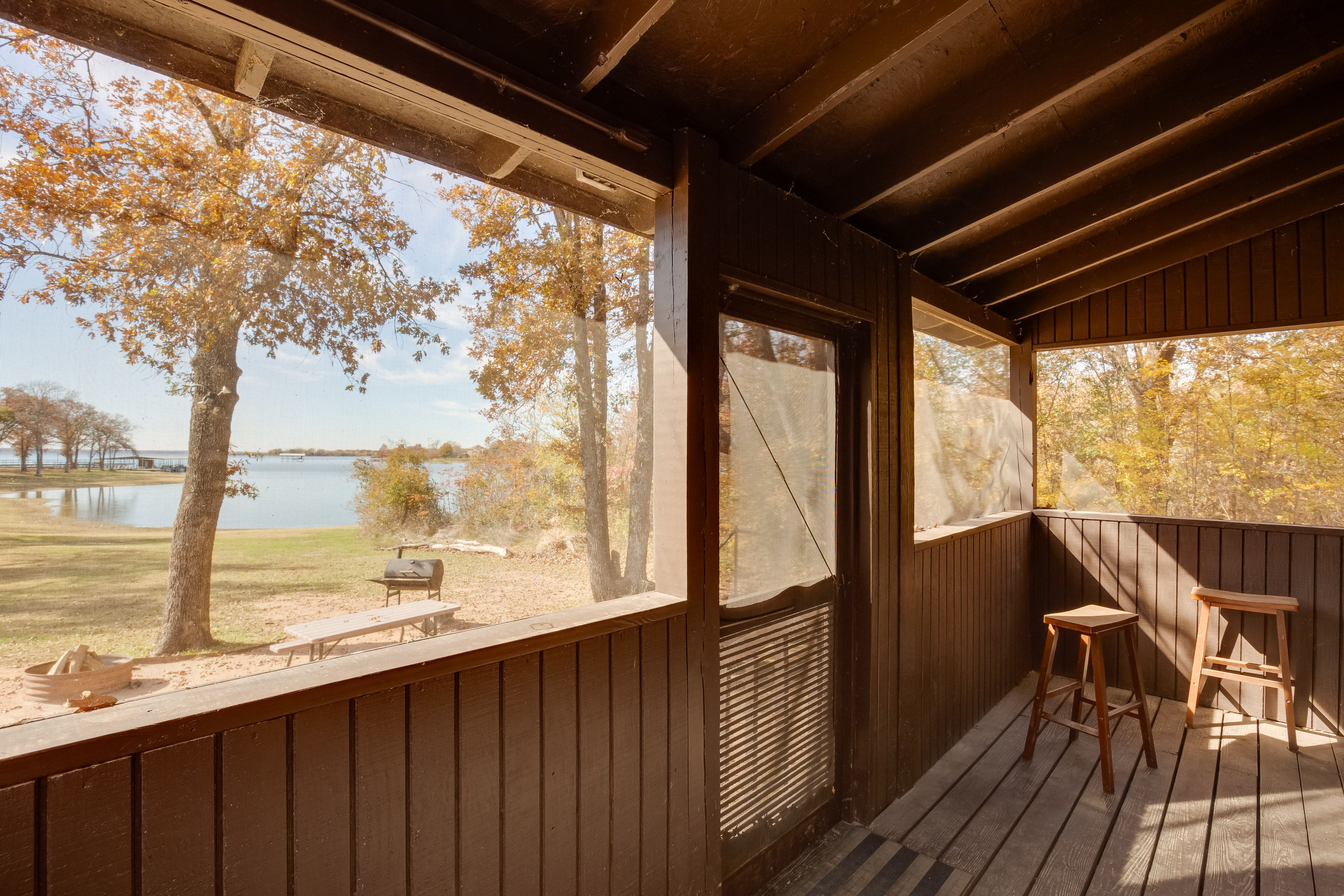 Screened-In Porch