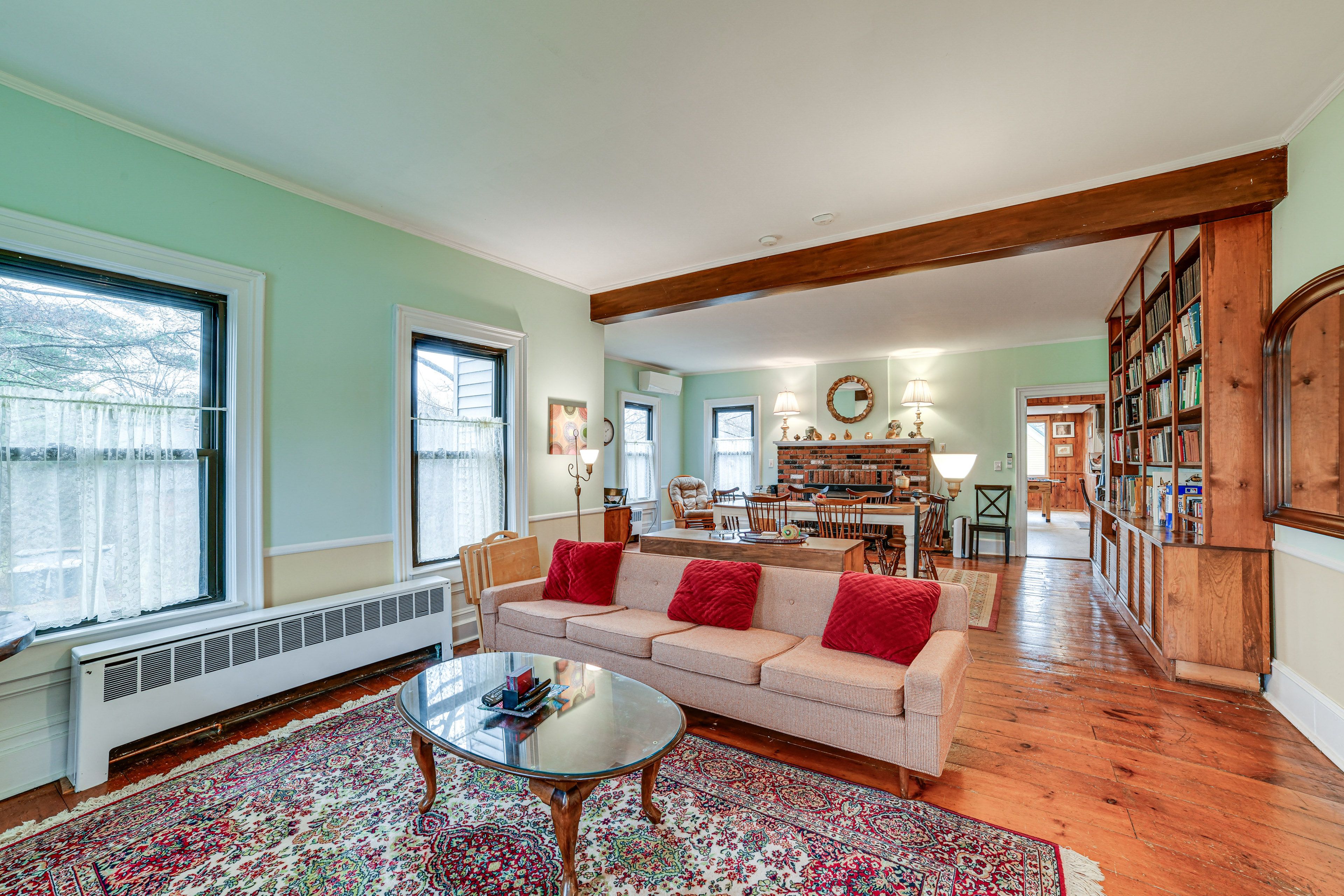Living Room | Smart TV | Mini Split A/C & Heating
