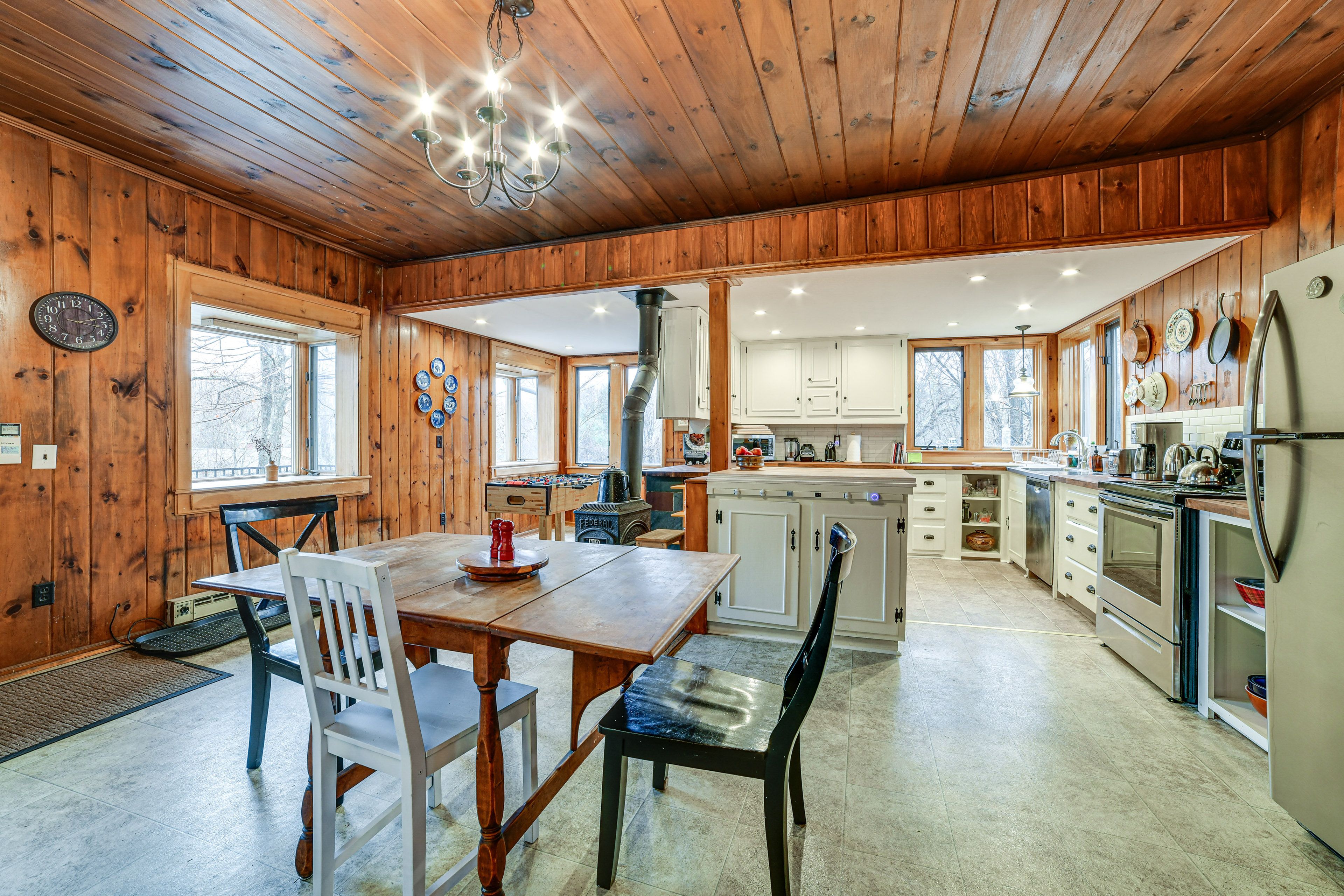 Kitchen & Dining Area | Keyless Entry